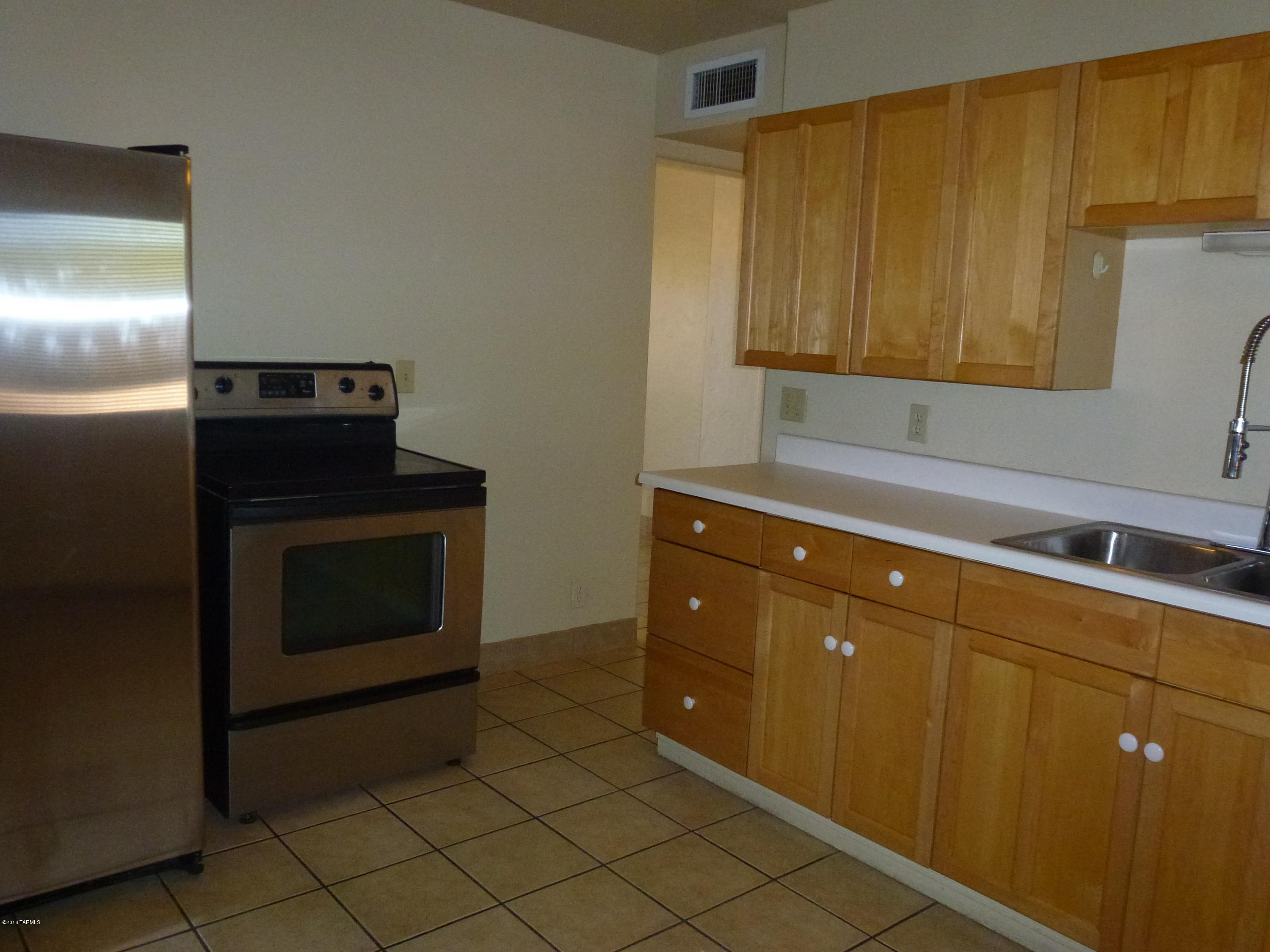 Mountain View Acre Farms - Residential Lease