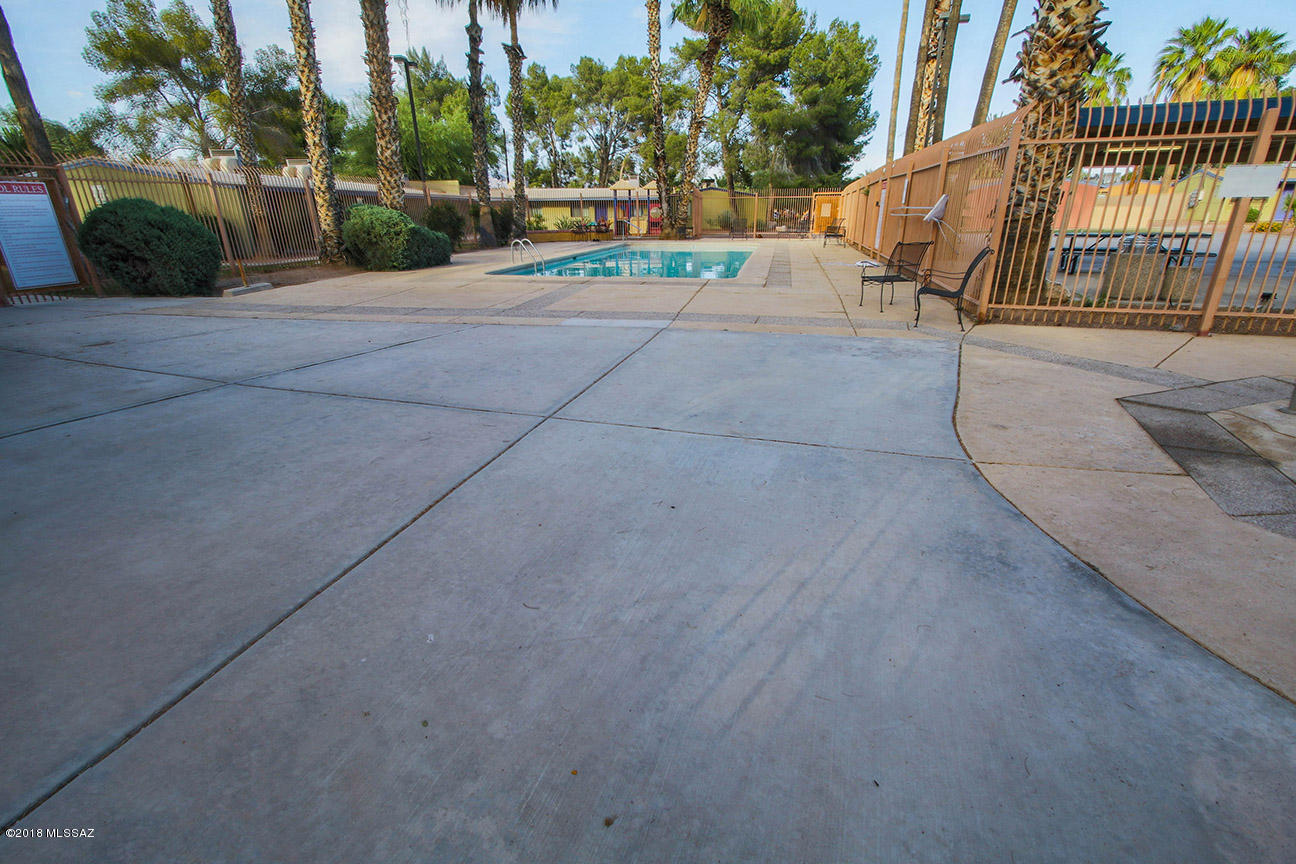 Sunset Foothills Condos (1-201) - Residential