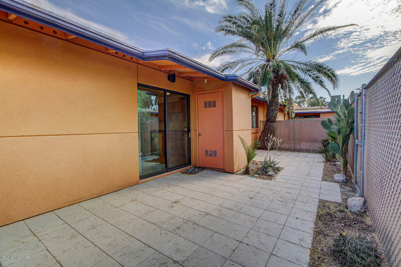 Sunset Foothills Condos (1-201) - Residential