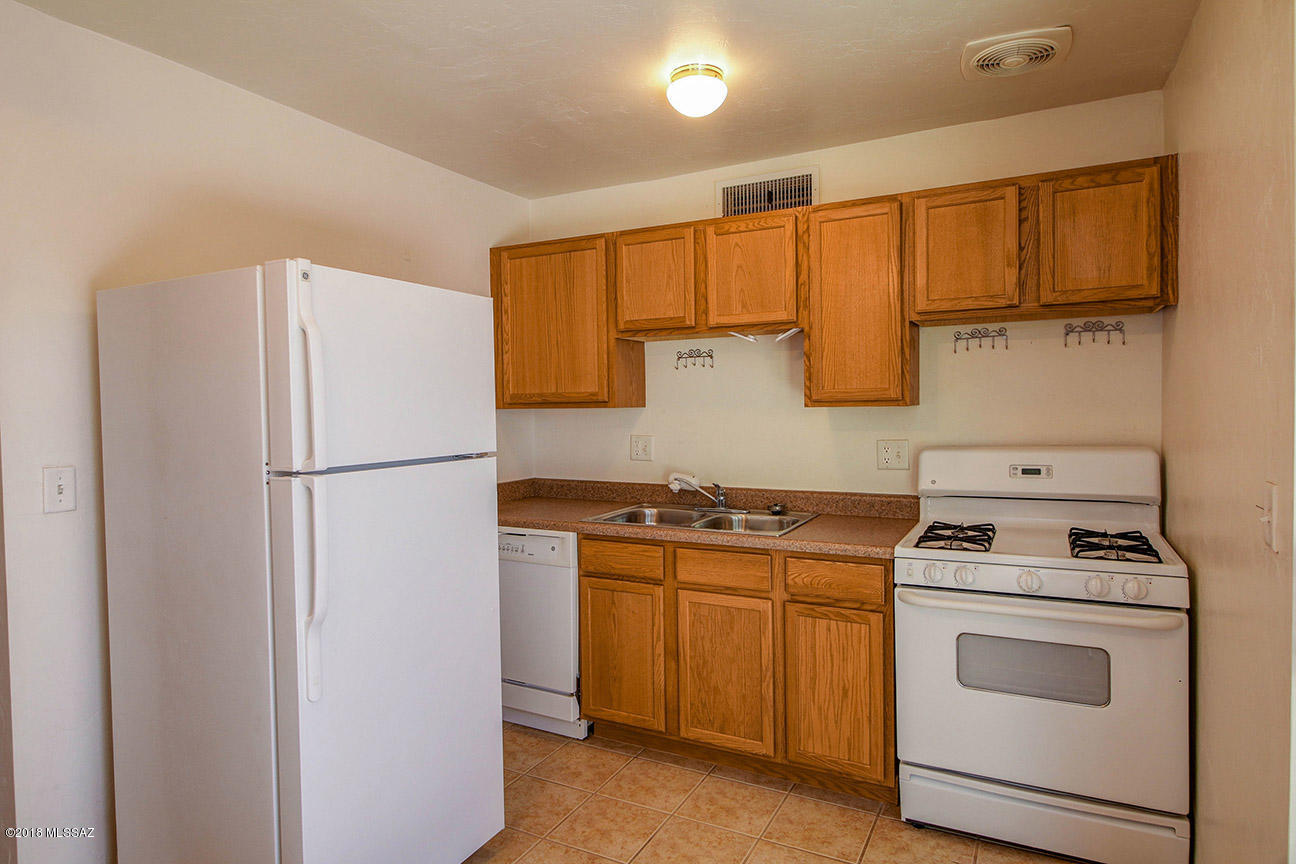 Sunset Foothills Condos (1-201) - Residential