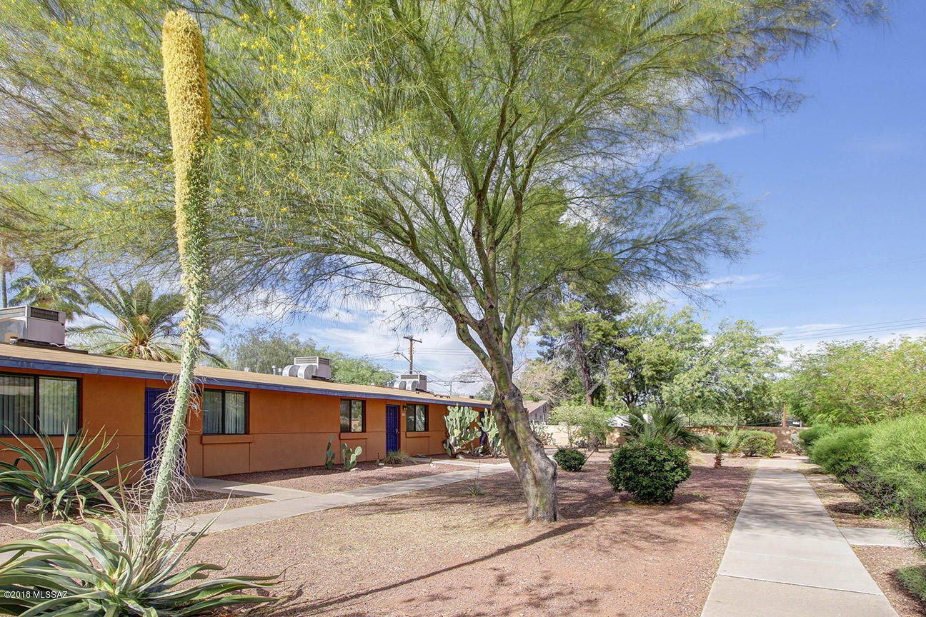 Sunset Foothills Condos (1-201) - Residential