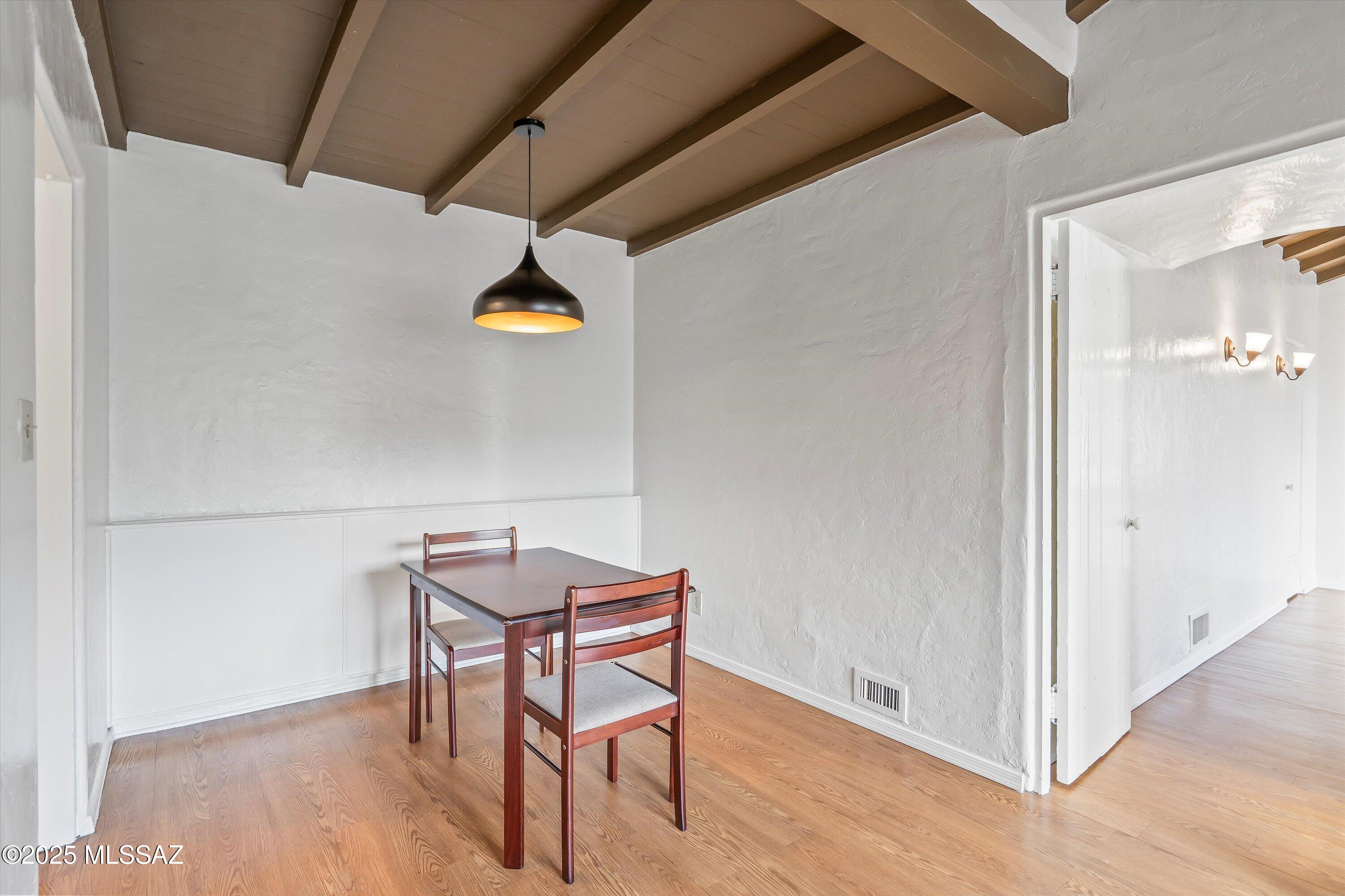 West University Court (1-7) - Residential Income