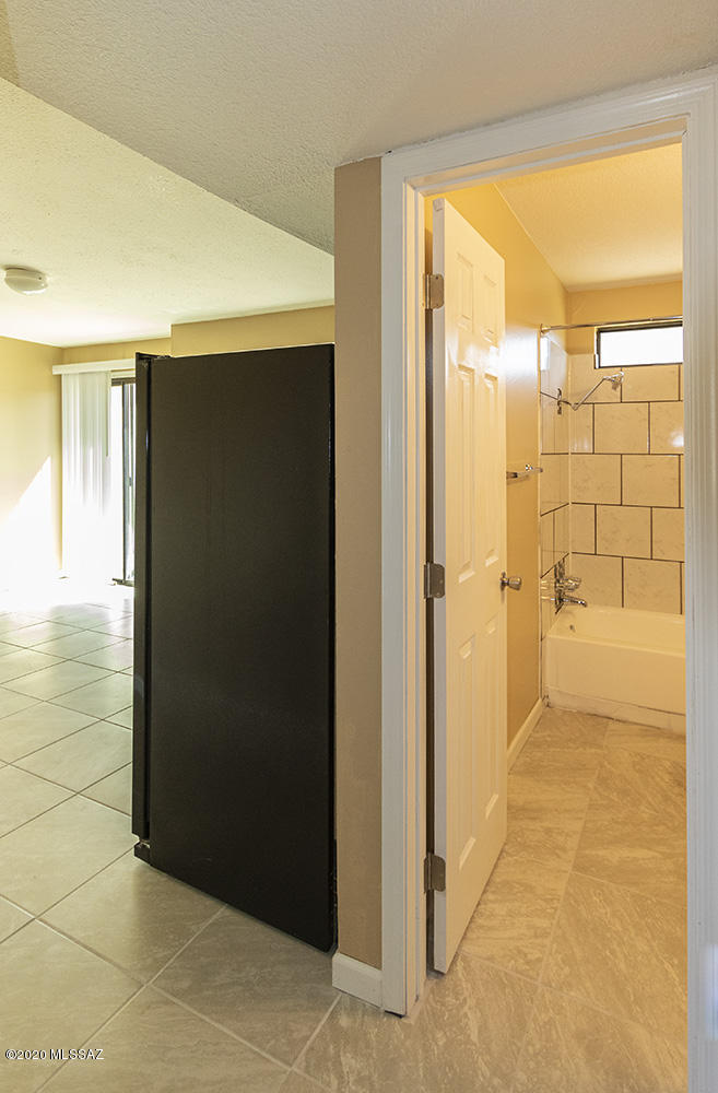 Escalante Heights No. 2 (1-172) - Residential Lease