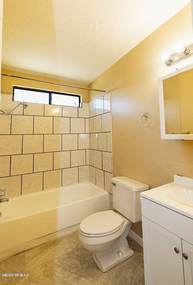 Escalante Heights No. 2 (1-172) - Residential Lease