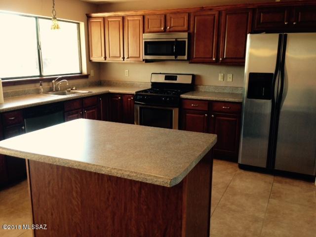 Vista Del Sahuaro - Residential Lease