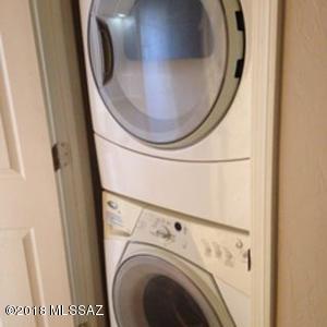Vista Del Sahuaro - Residential Lease