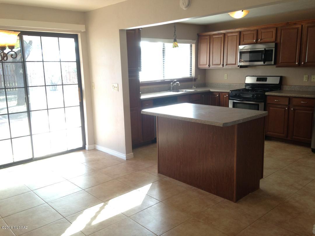 Vista Del Sahuaro - Residential Lease