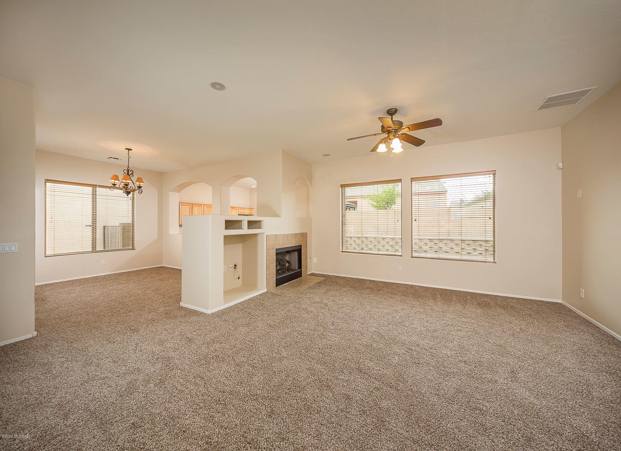 Desert Traditions II (49-120) - Residential