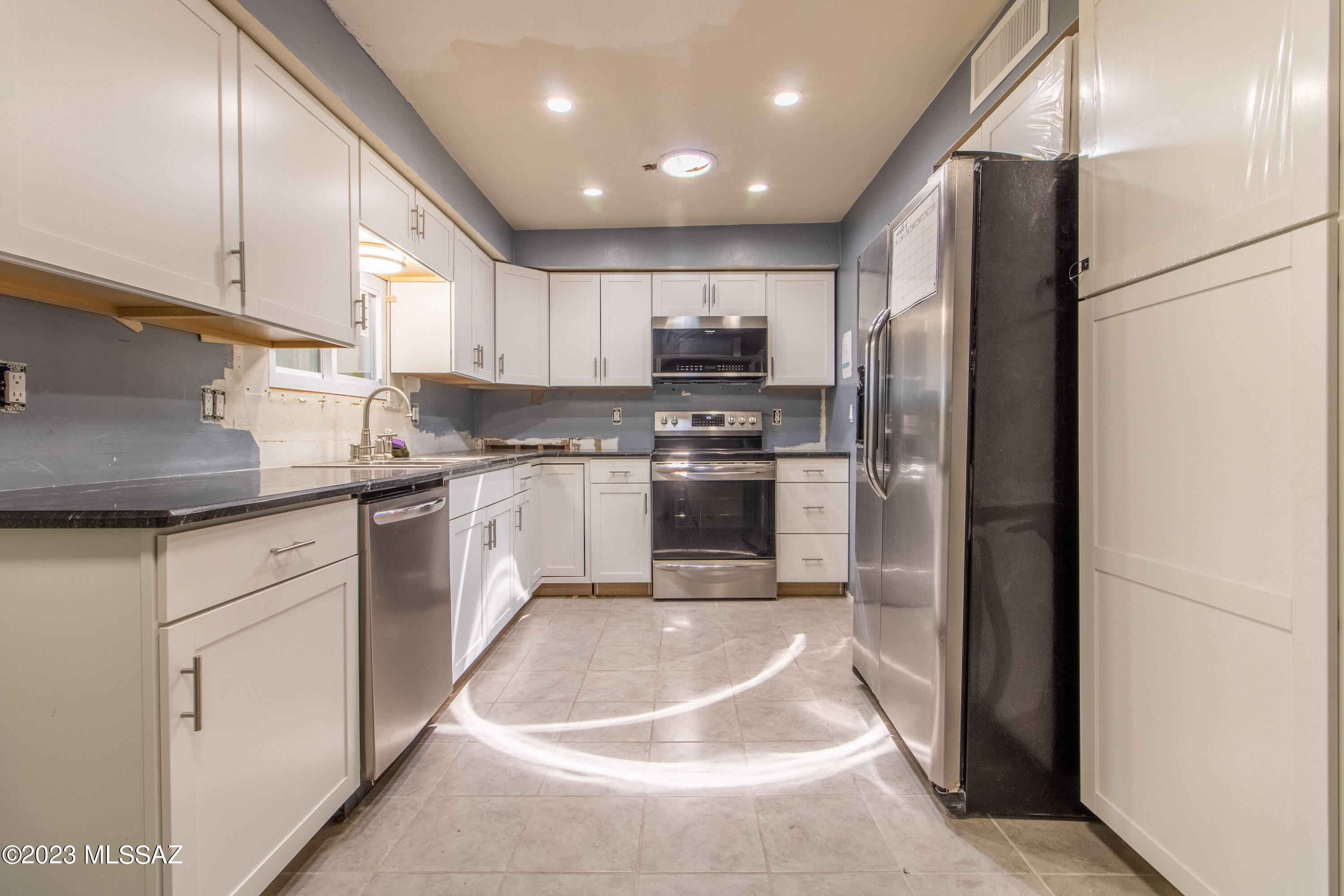 Tres Lomas East  (1-71) - Residential