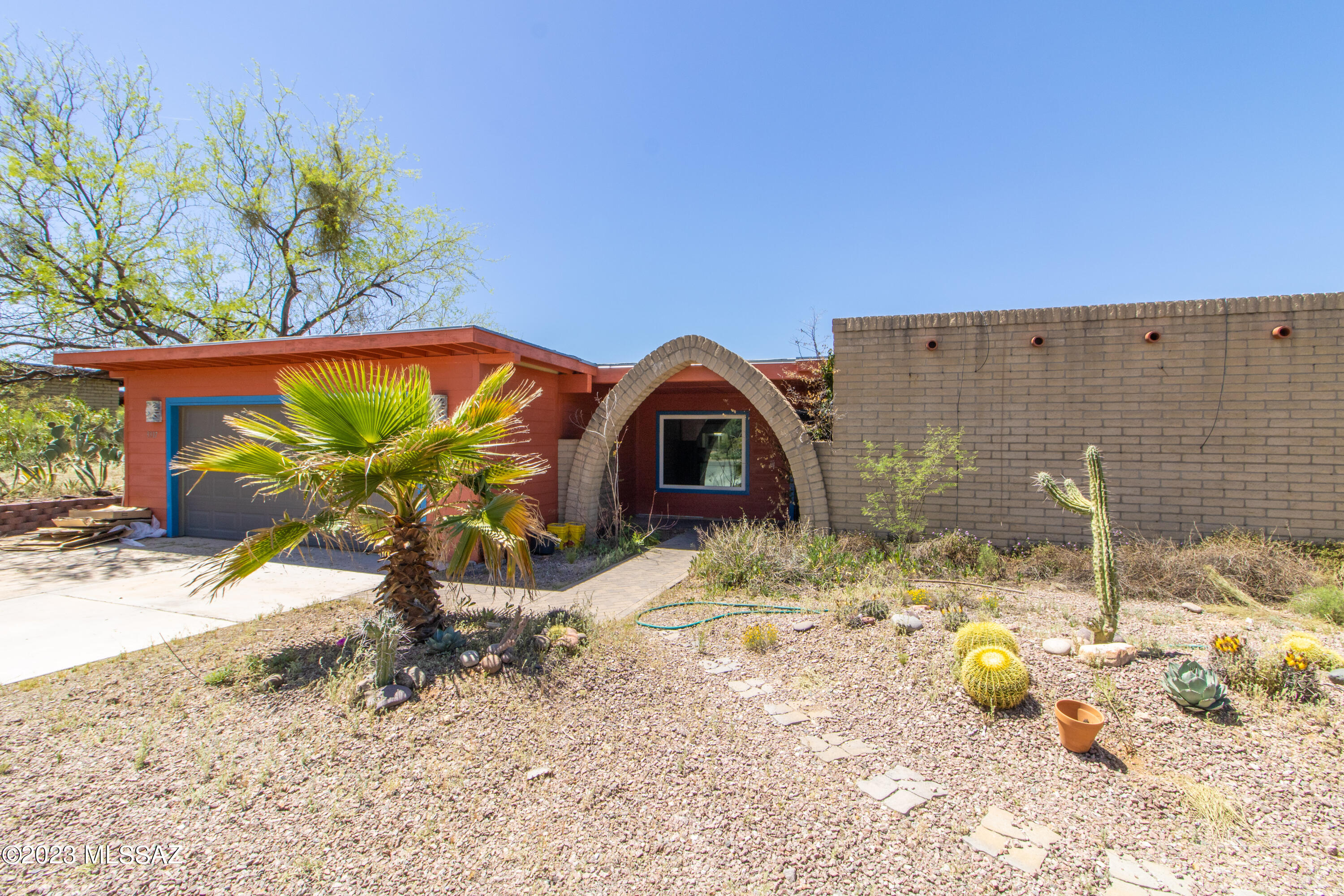 Tres Lomas East  (1-71) - Residential