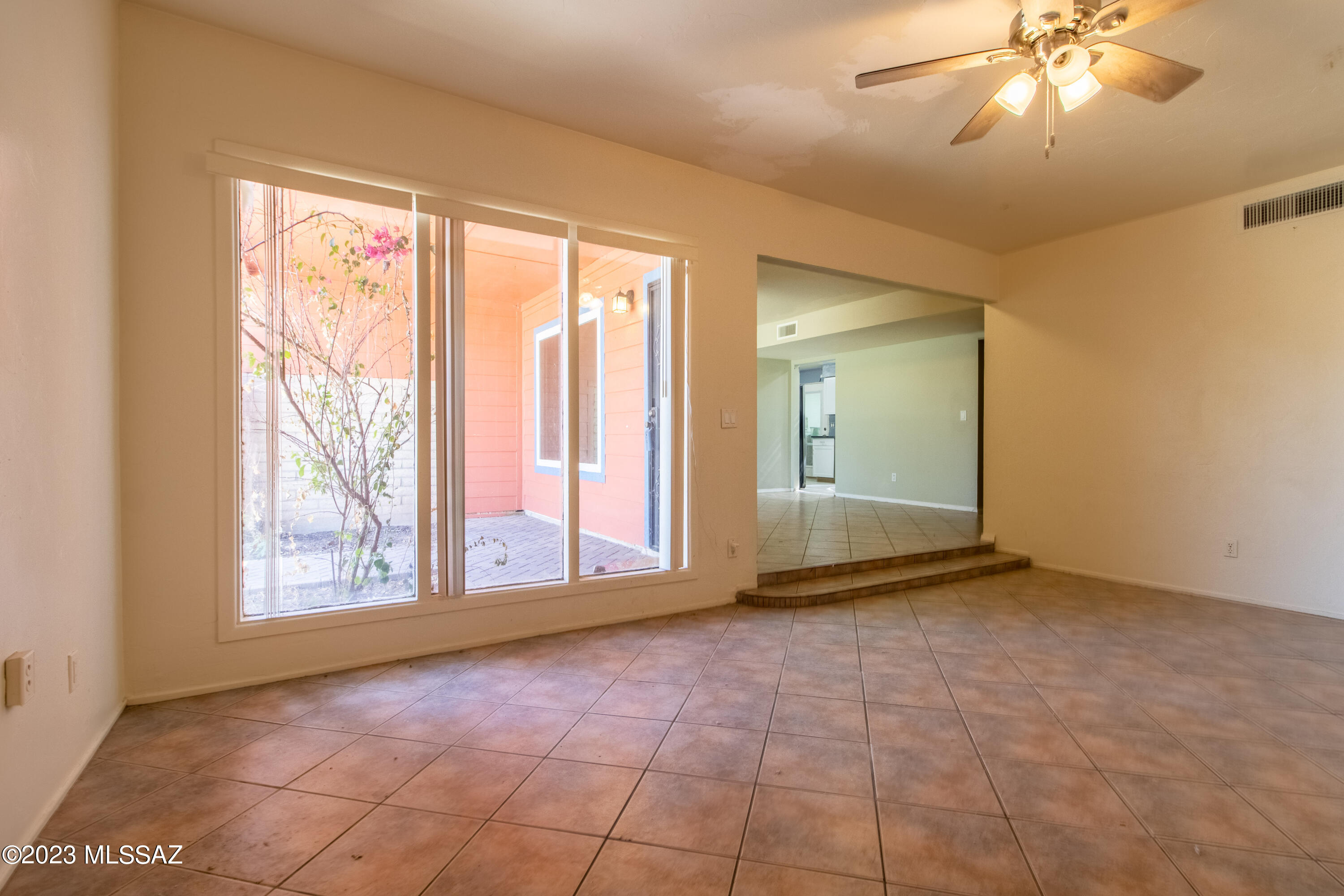 Tres Lomas East  (1-71) - Residential