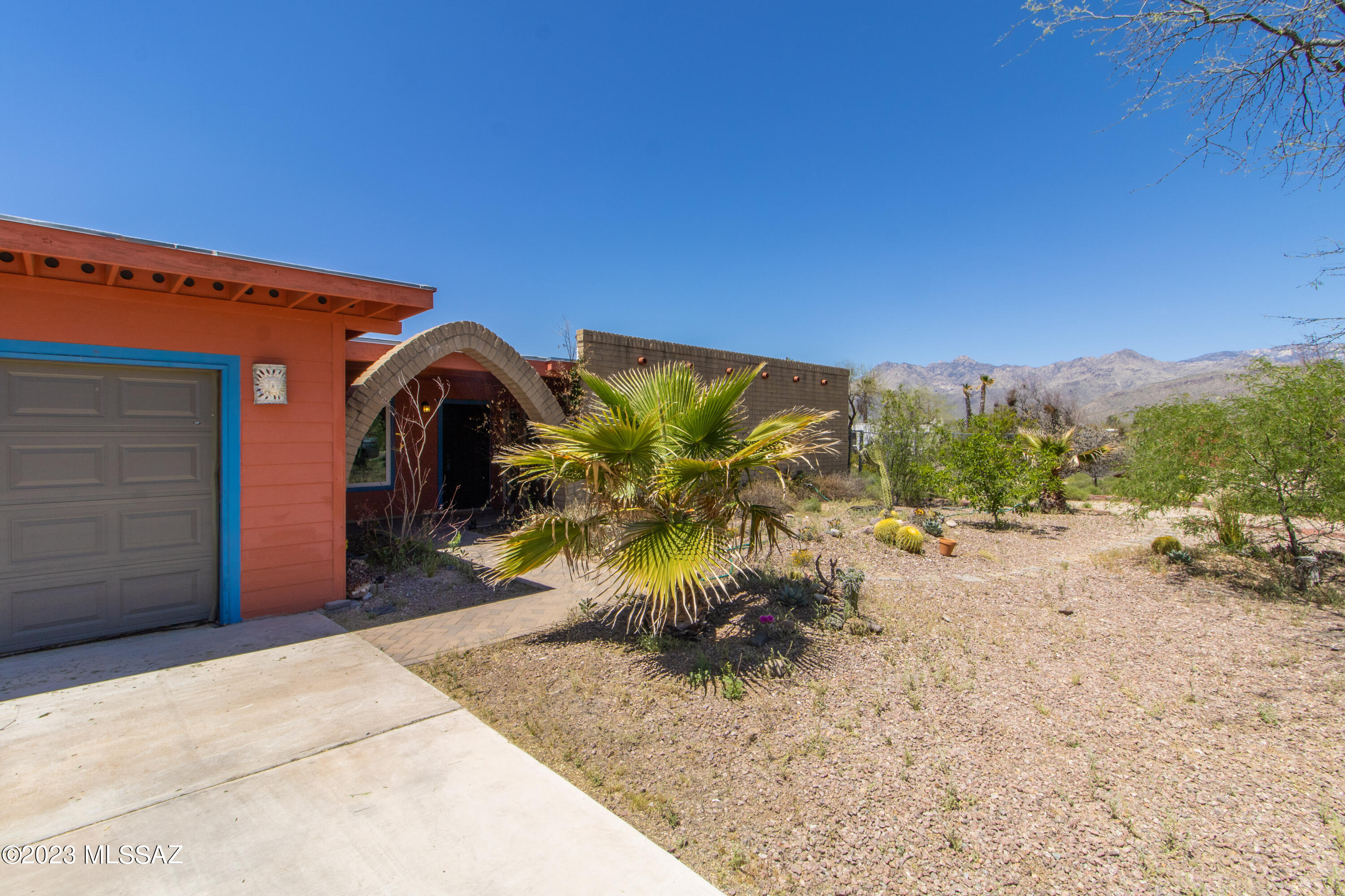 Tres Lomas East  (1-71) - Residential