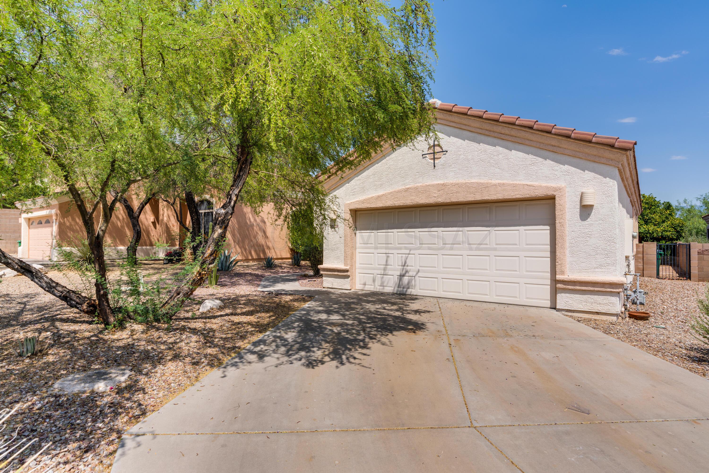 Sabino Point (1-29) - Residential