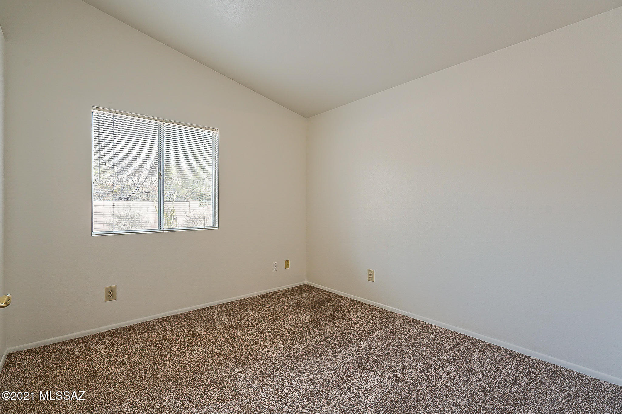Ventana De Sabino Townhomes - Residential