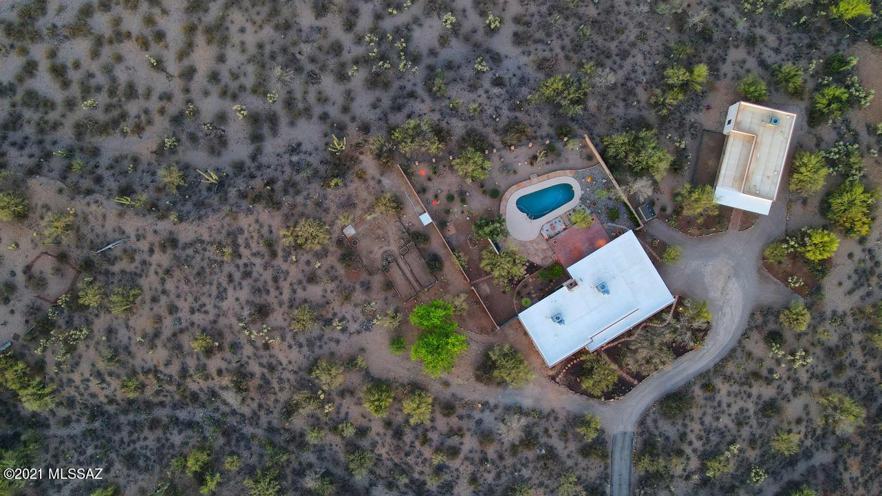 Unsubdivided - Residential