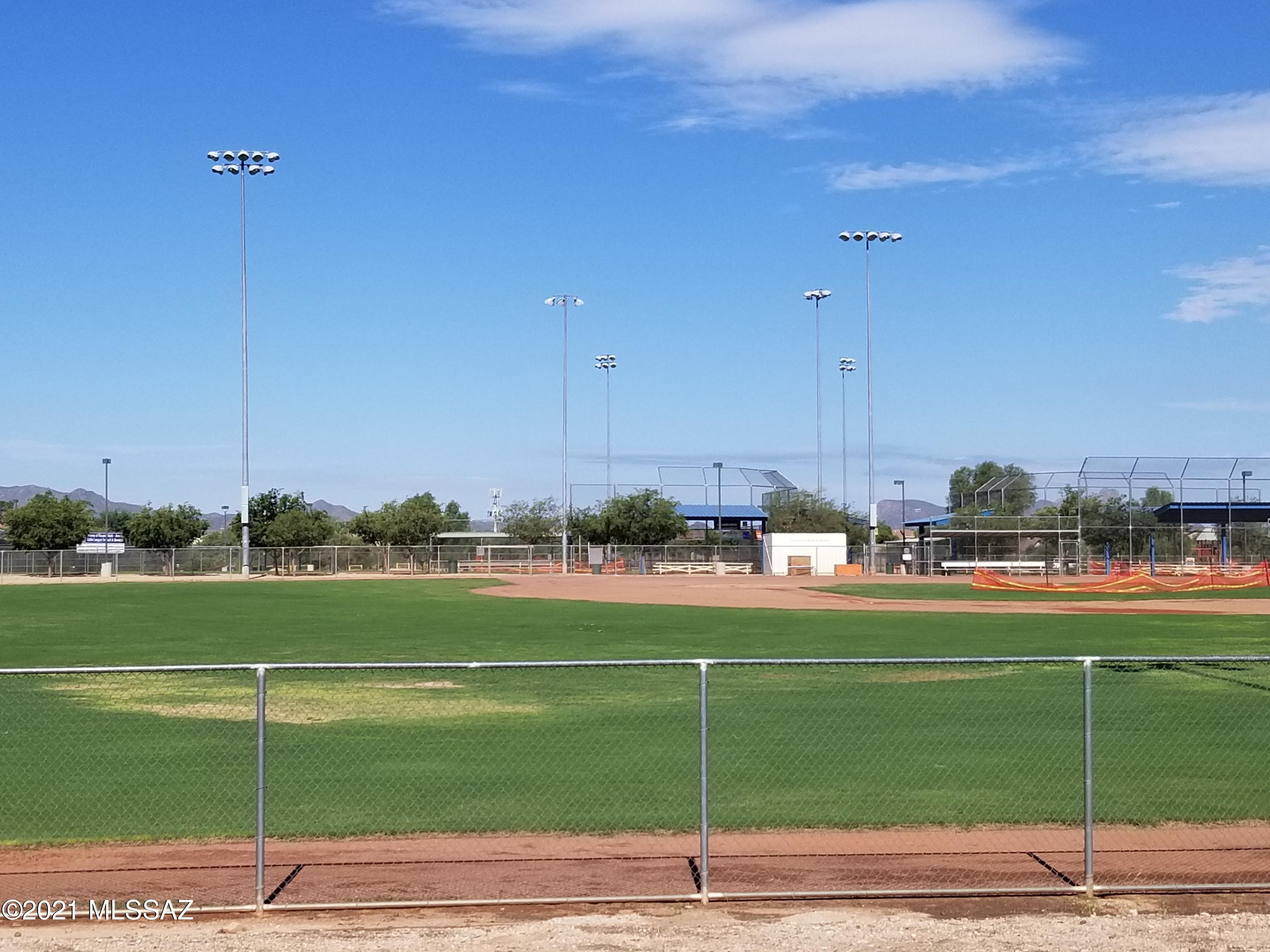 Rillito At La Cholla (1-133) - Residential