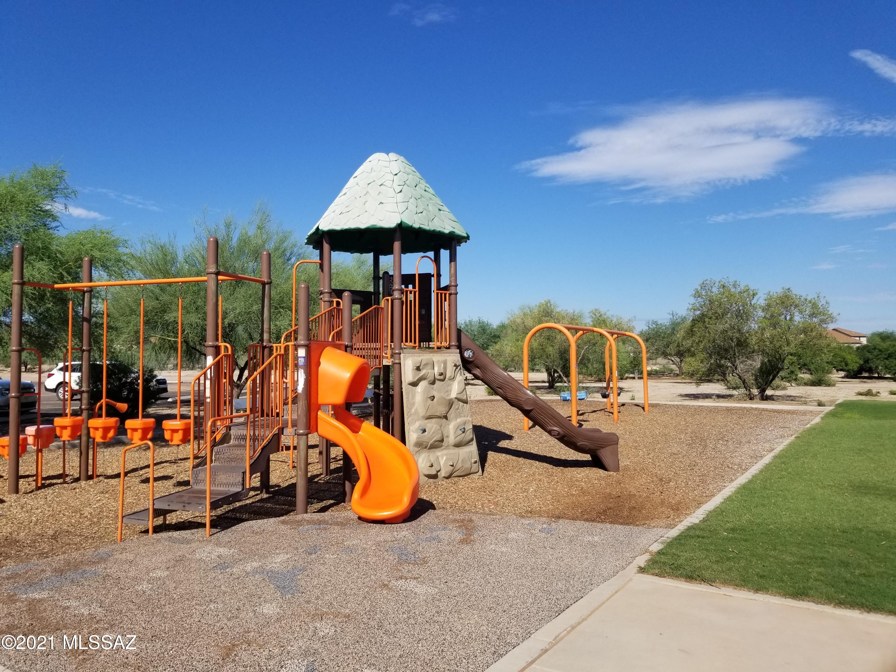 Rillito At La Cholla (1-133) - Residential