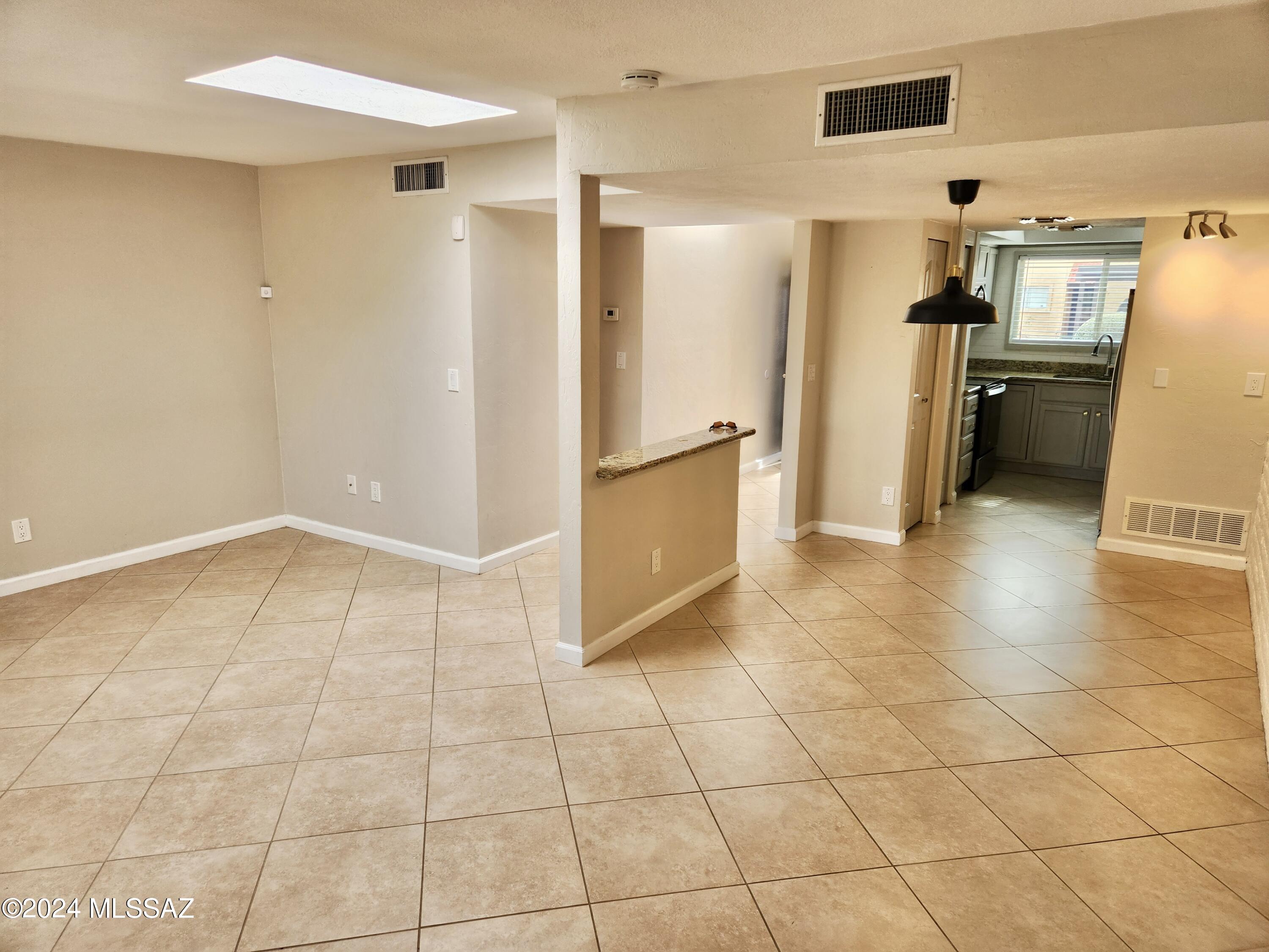 Verde Vista Villas (1-94) - Residential Lease