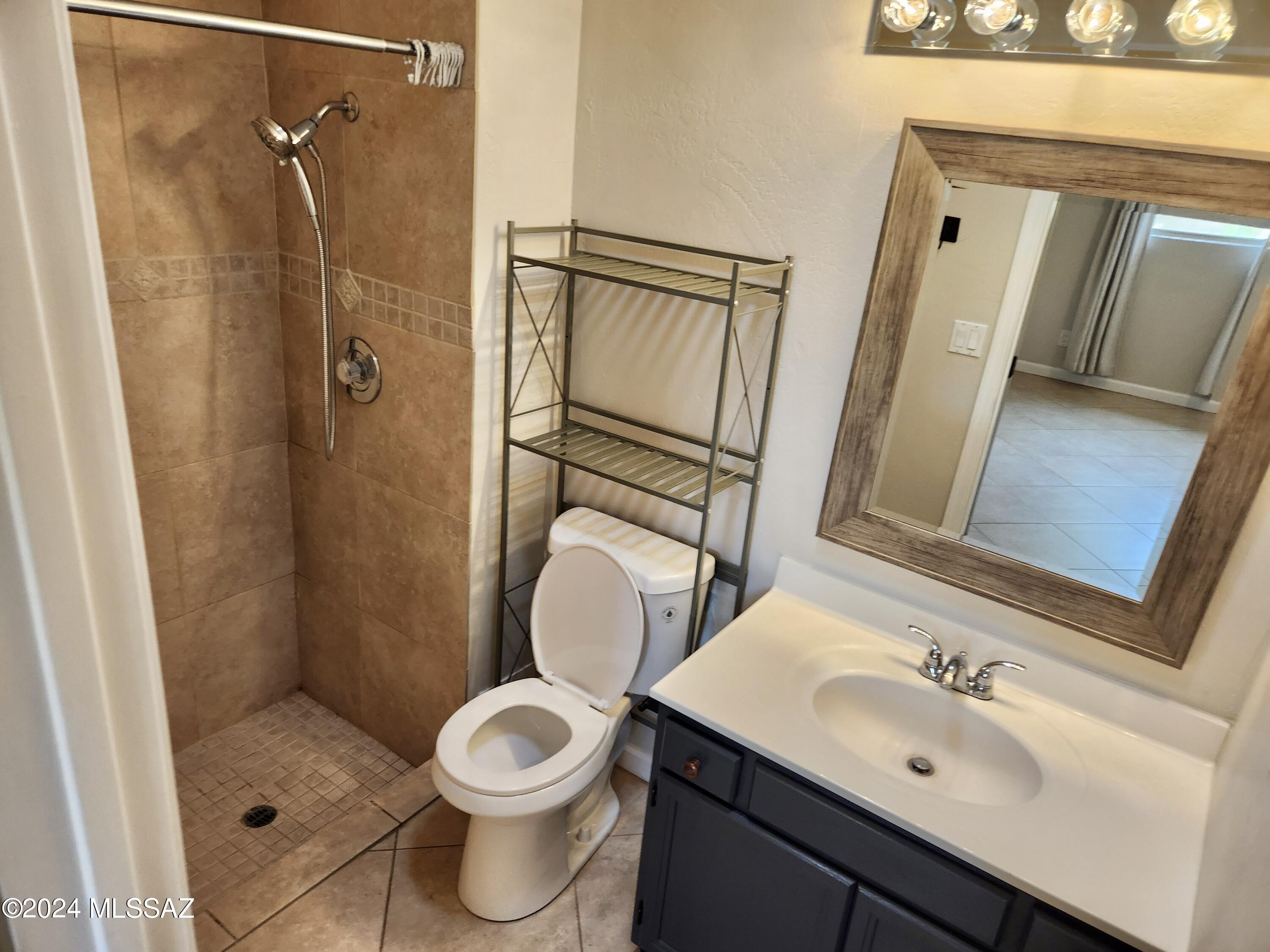 Verde Vista Villas (1-94) - Residential Lease