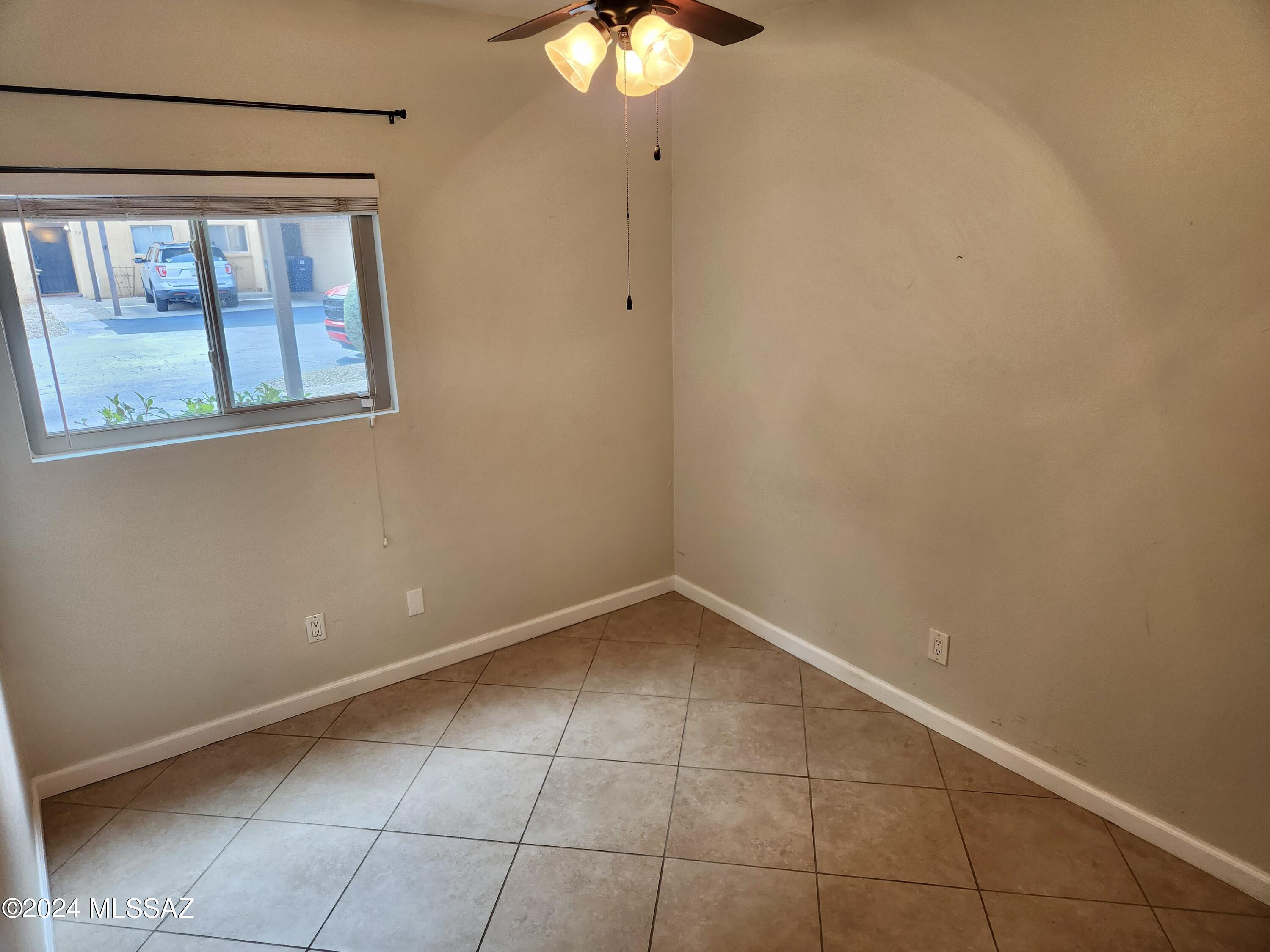 Verde Vista Villas (1-94) - Residential Lease