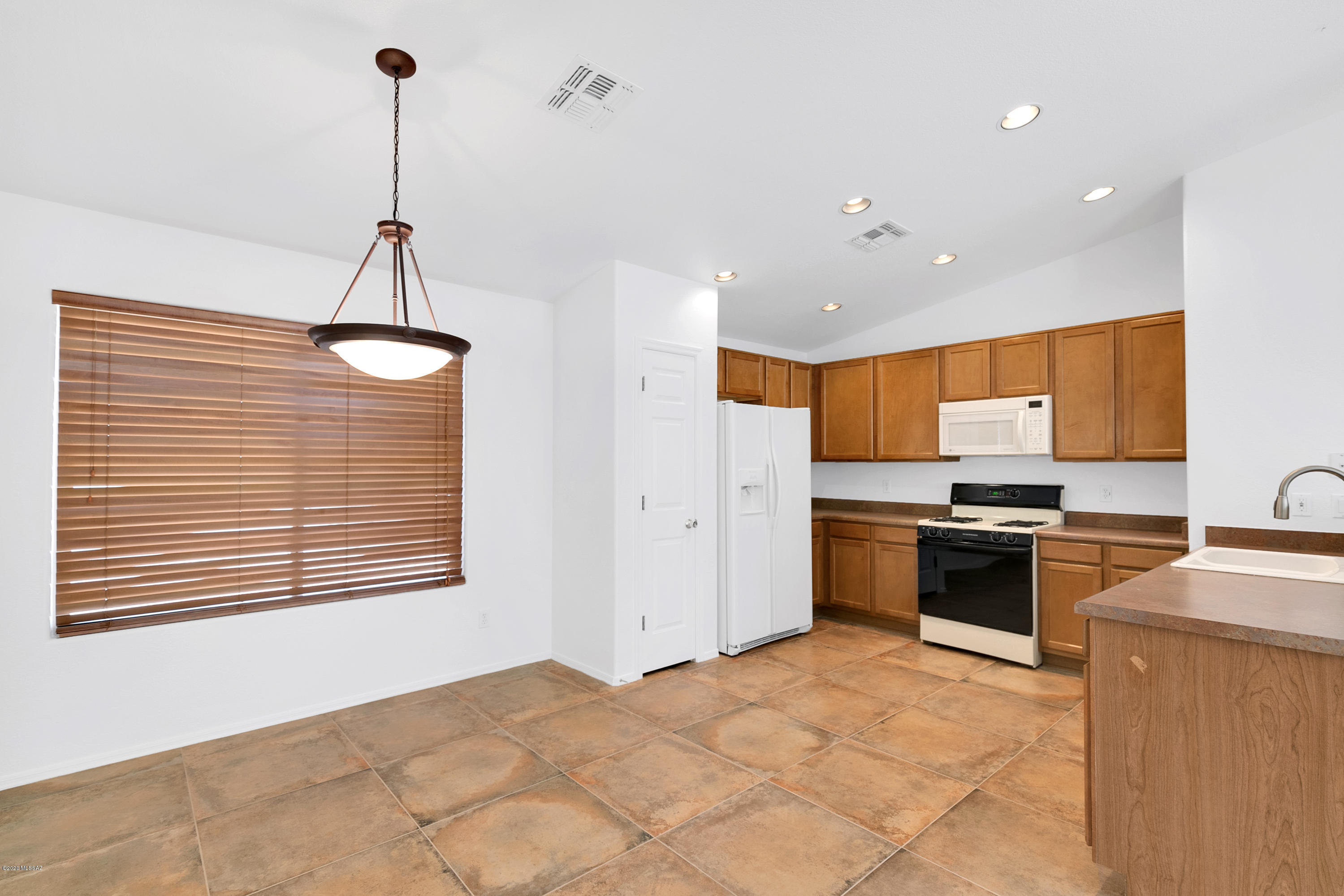 Desert Crossings at Rita Ranch (1-255) - Residential