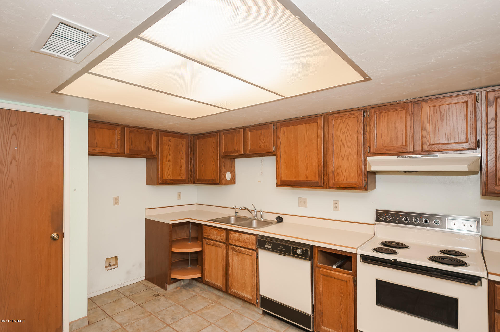 Cloverleaf Townhouses (1-63) - Residential