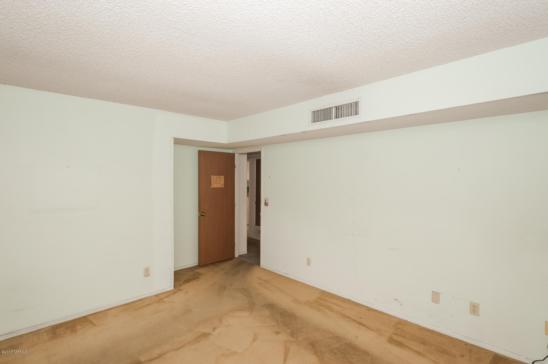 Cloverleaf Townhouses (1-63) - Residential