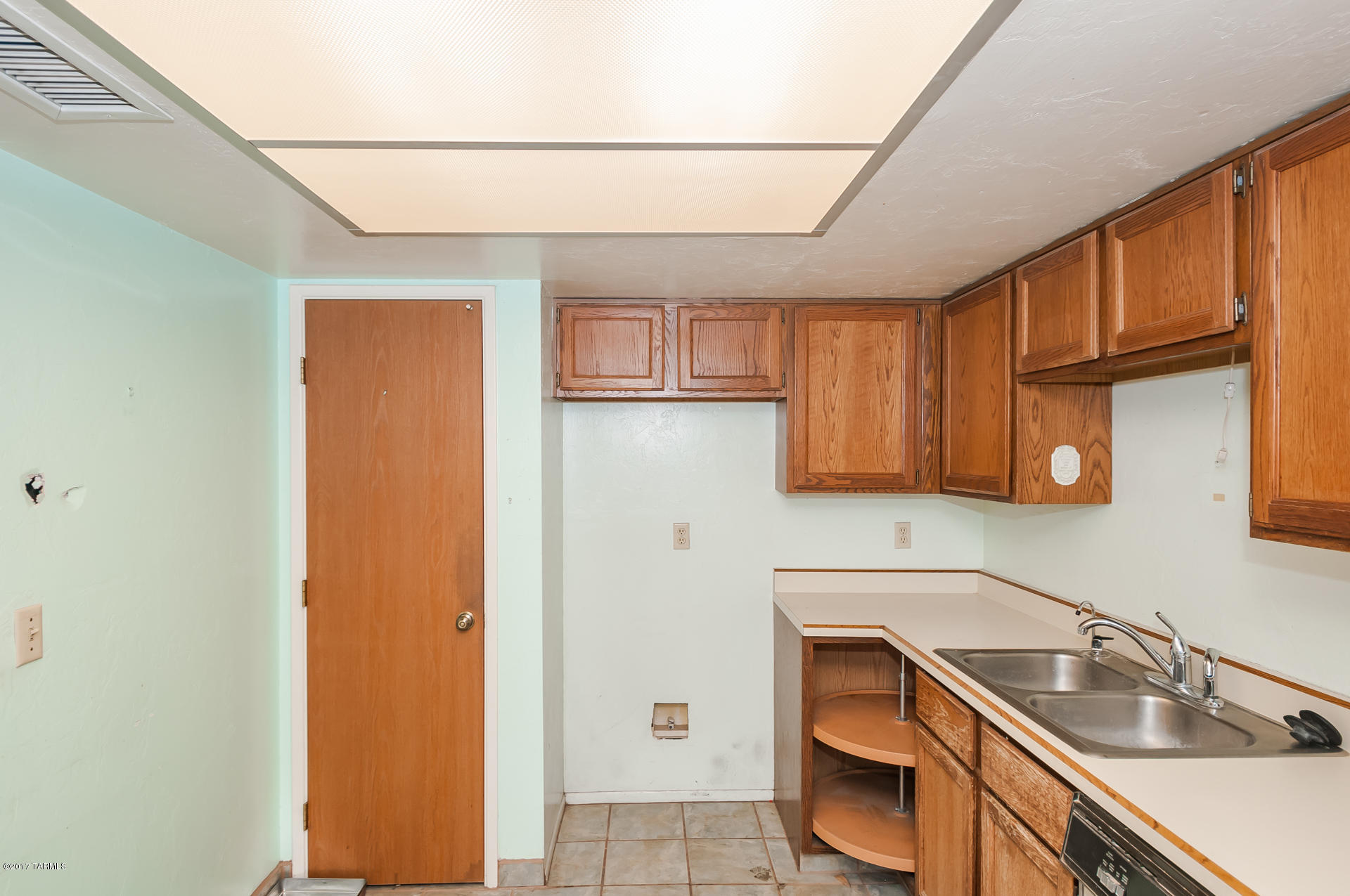Cloverleaf Townhouses (1-63) - Residential