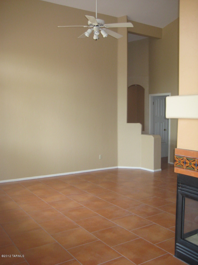 Desert Greens At Oro Valley (1-23) - Residential Lease