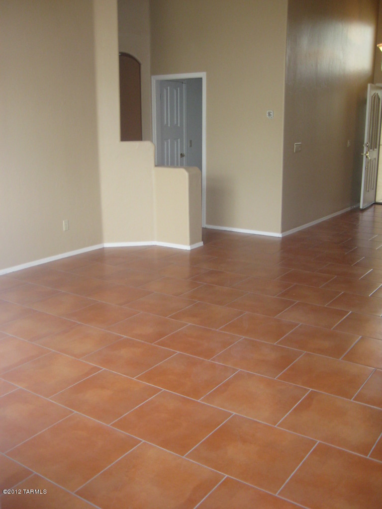 Desert Greens At Oro Valley (1-23) - Residential Lease