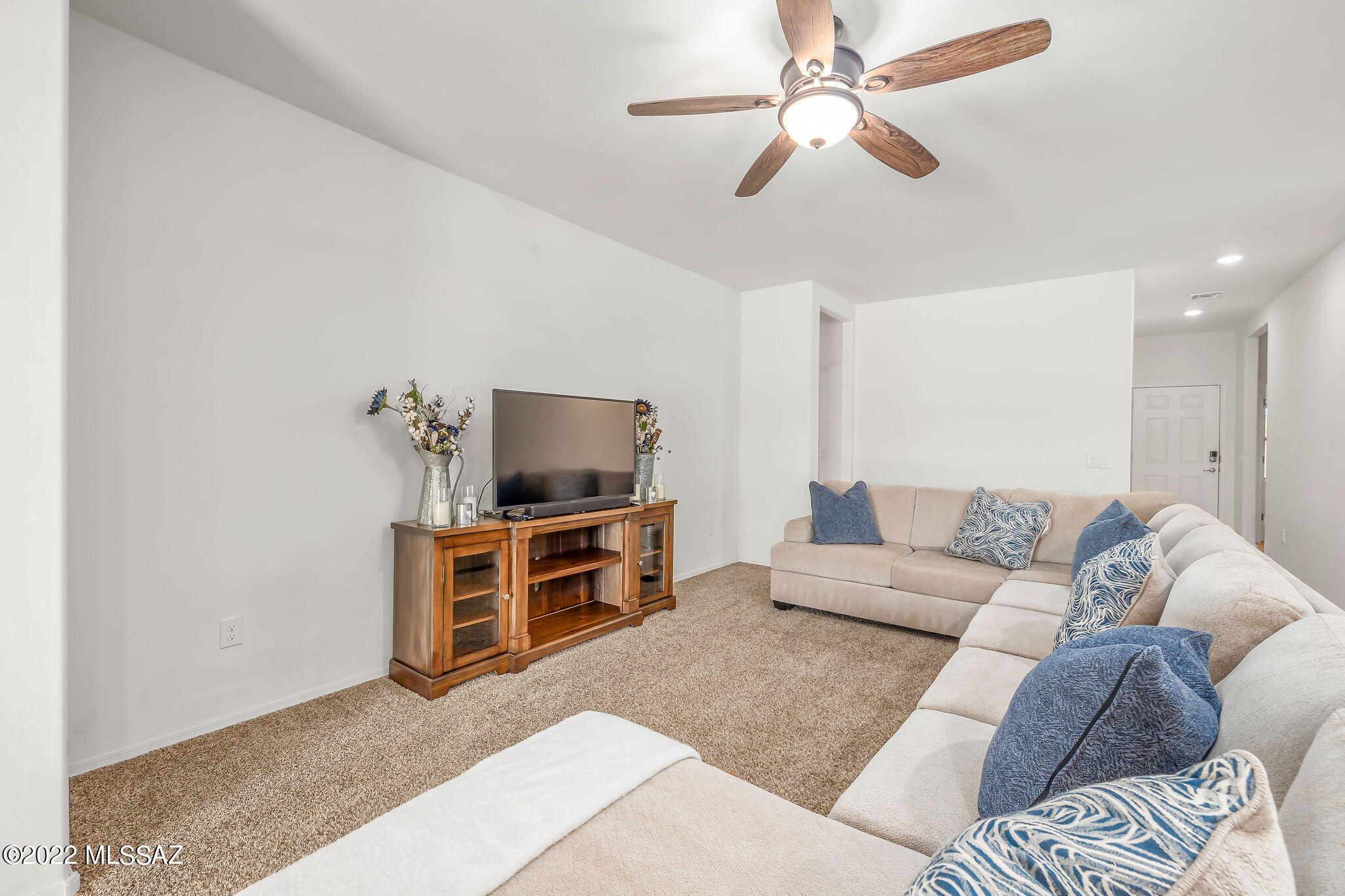 Saguaro Bloom SQ20180540069 - Residential