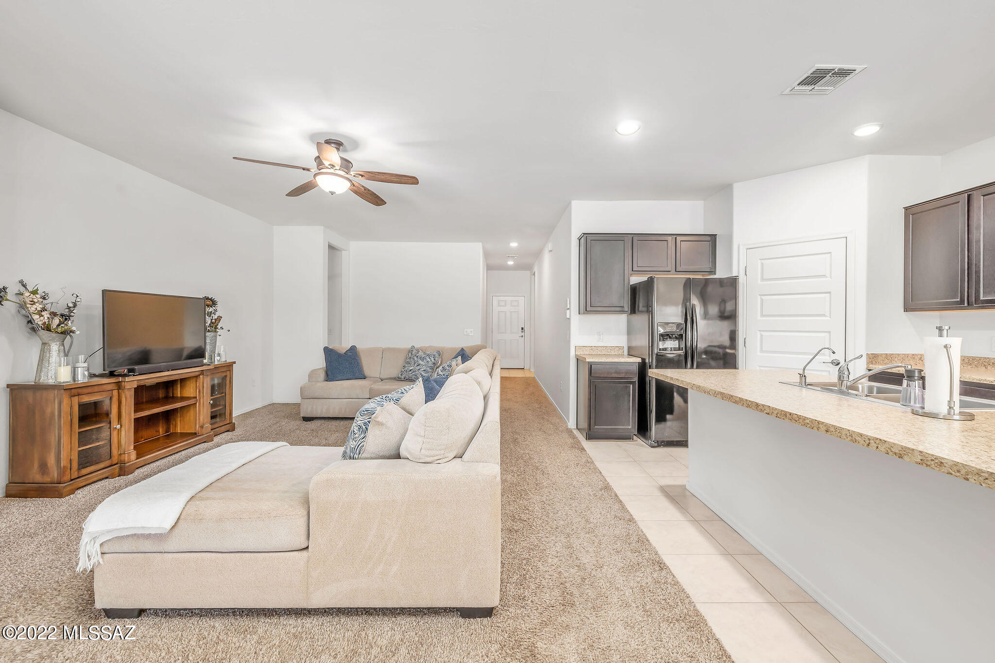 Saguaro Bloom SQ20180540069 - Residential