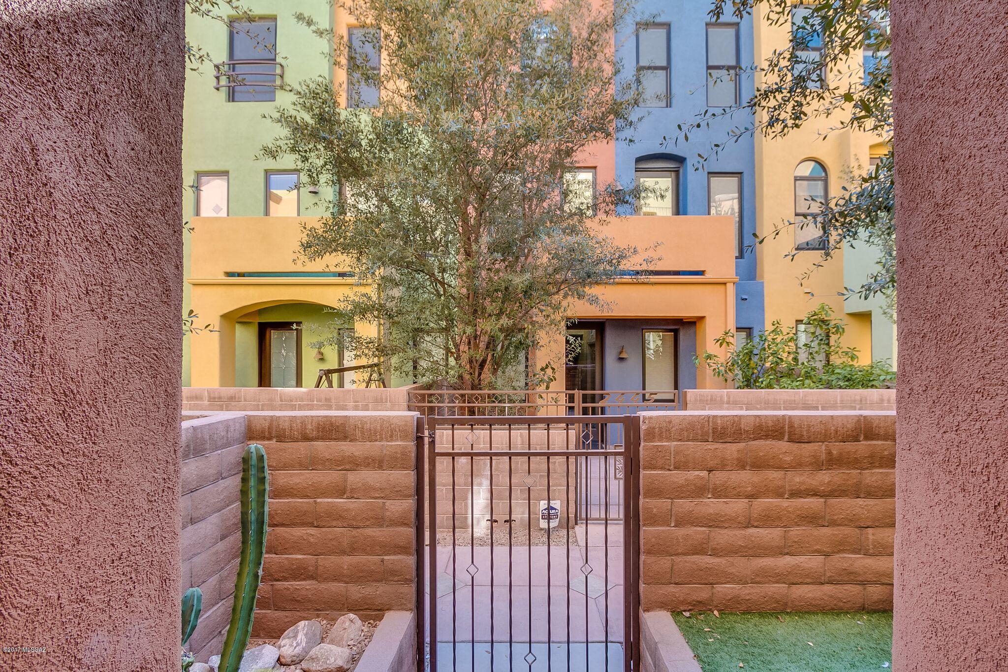 River Walk (1-140) - Residential