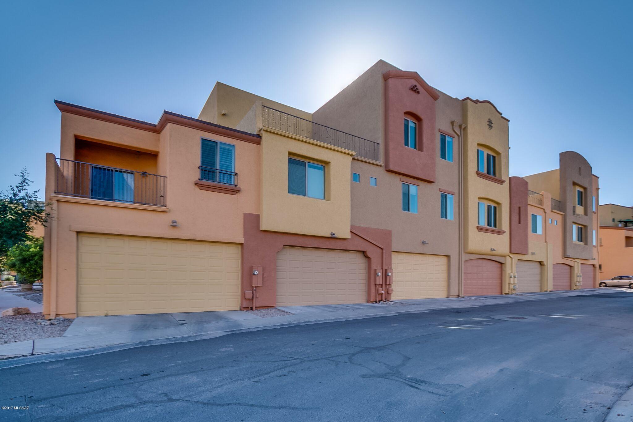 River Walk (1-140) - Residential
