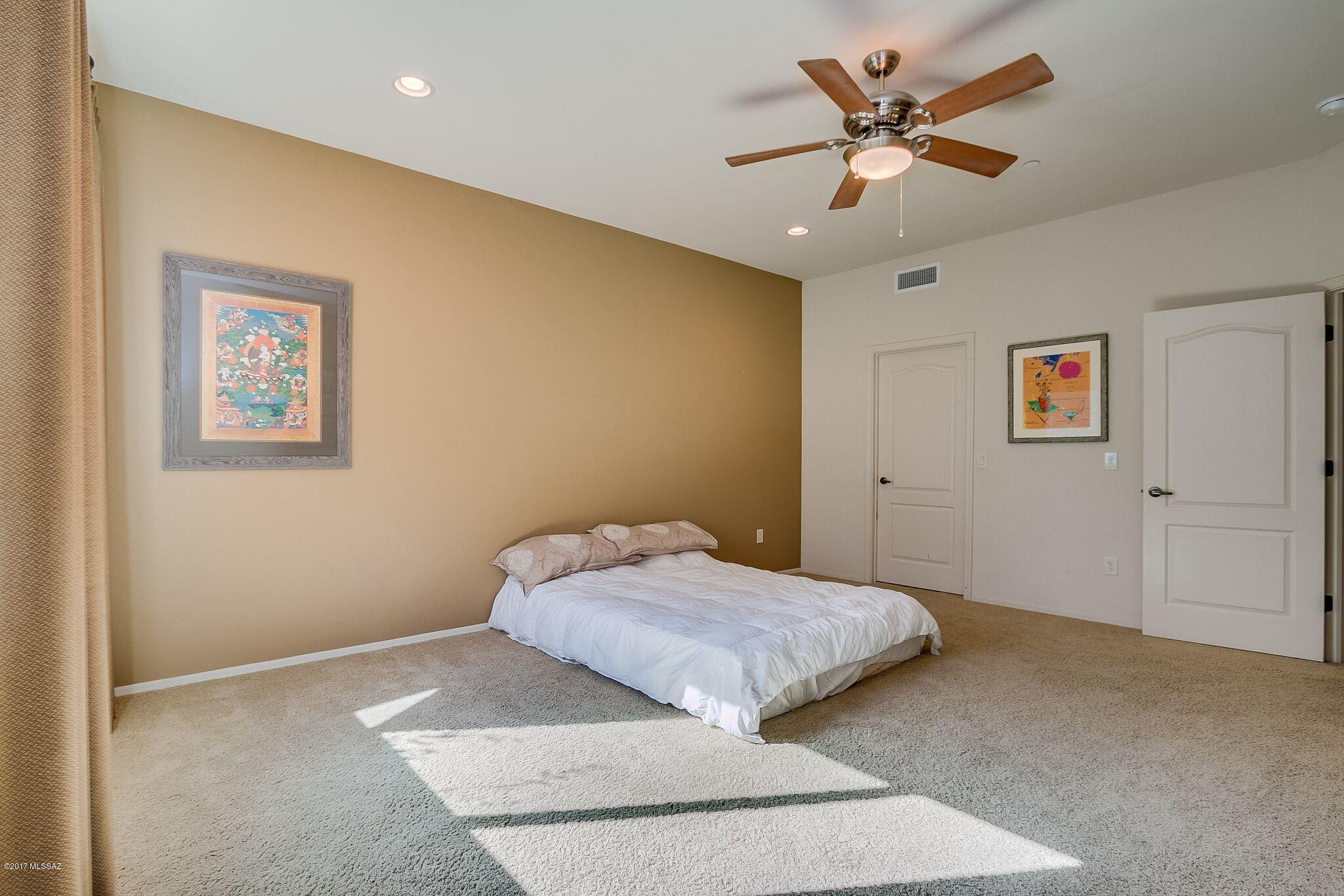 River Walk (1-140) - Residential