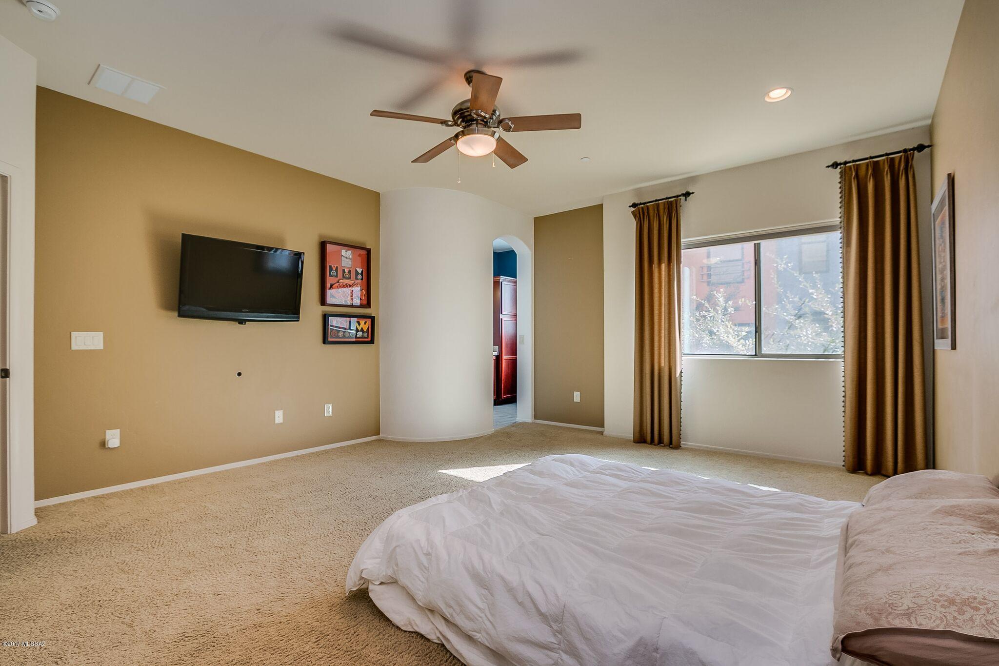 River Walk (1-140) - Residential