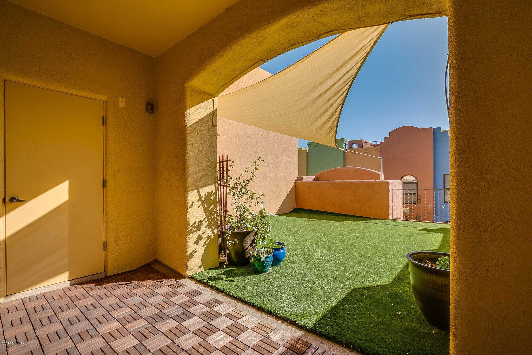 River Walk (1-140) - Residential