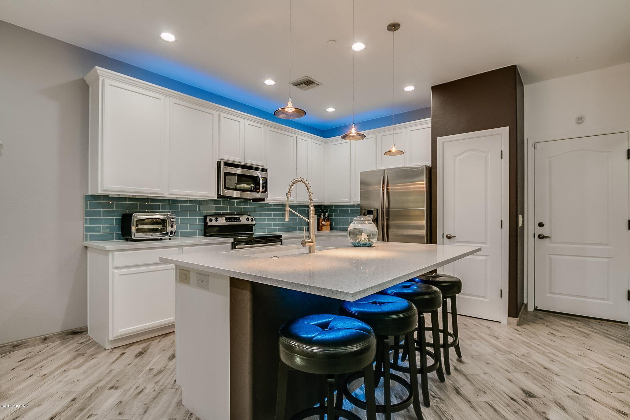 River Walk (1-140) - Residential
