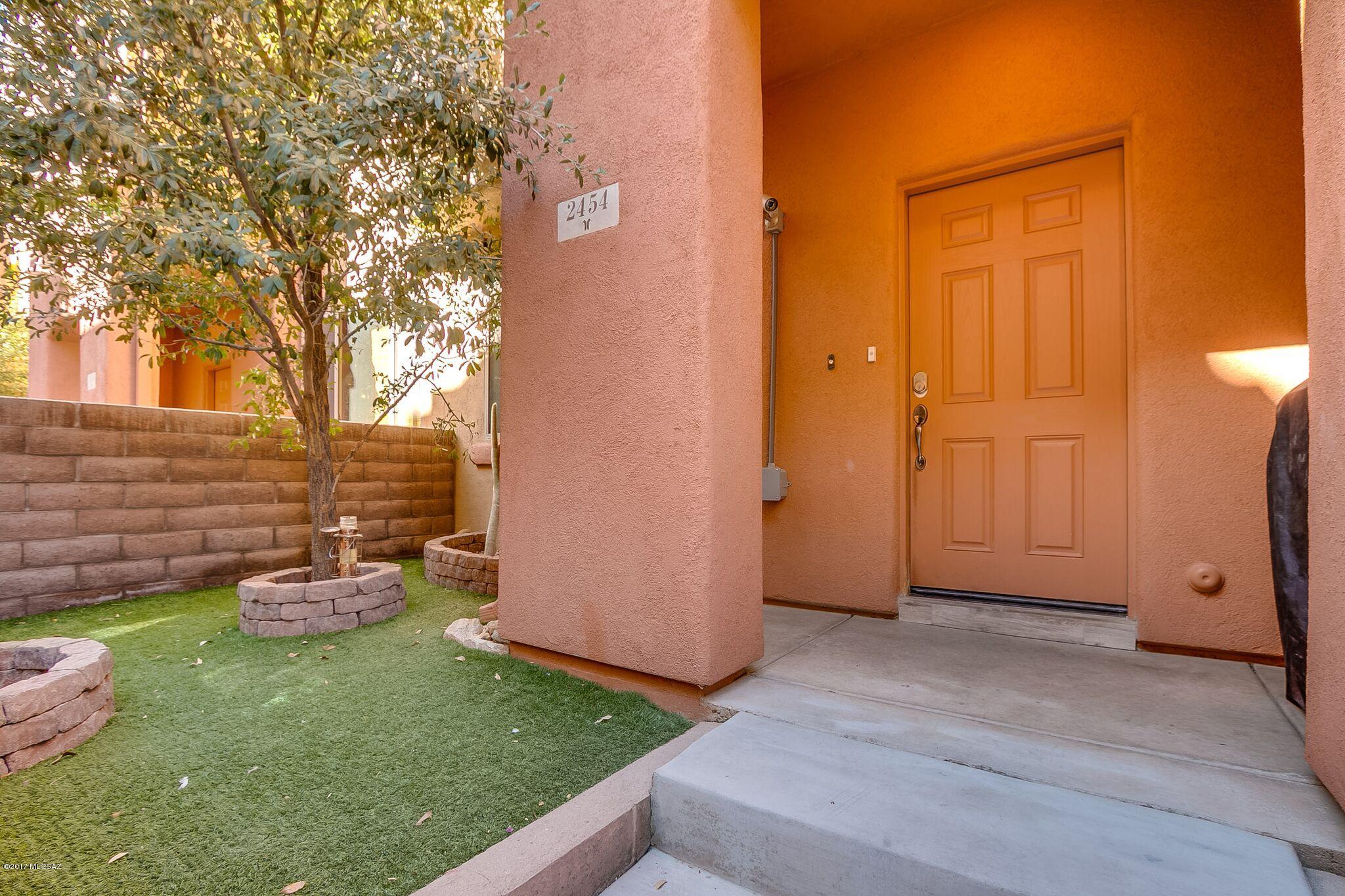 River Walk (1-140) - Residential
