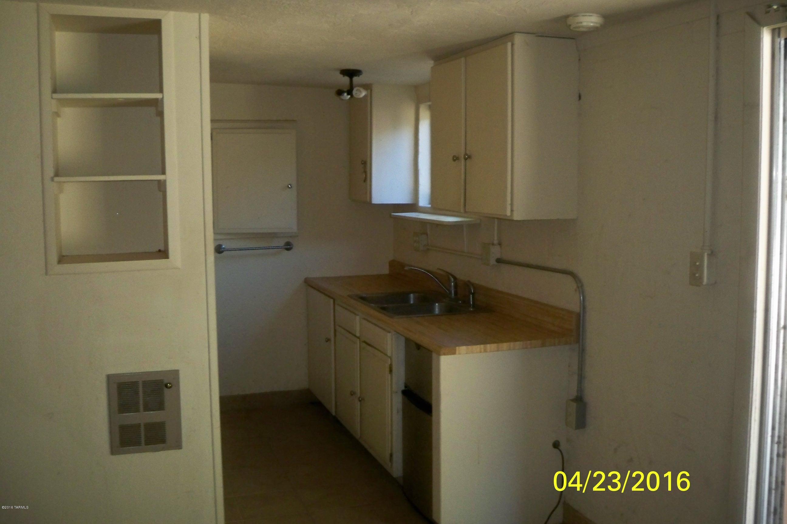 Unsubdivided - Residential