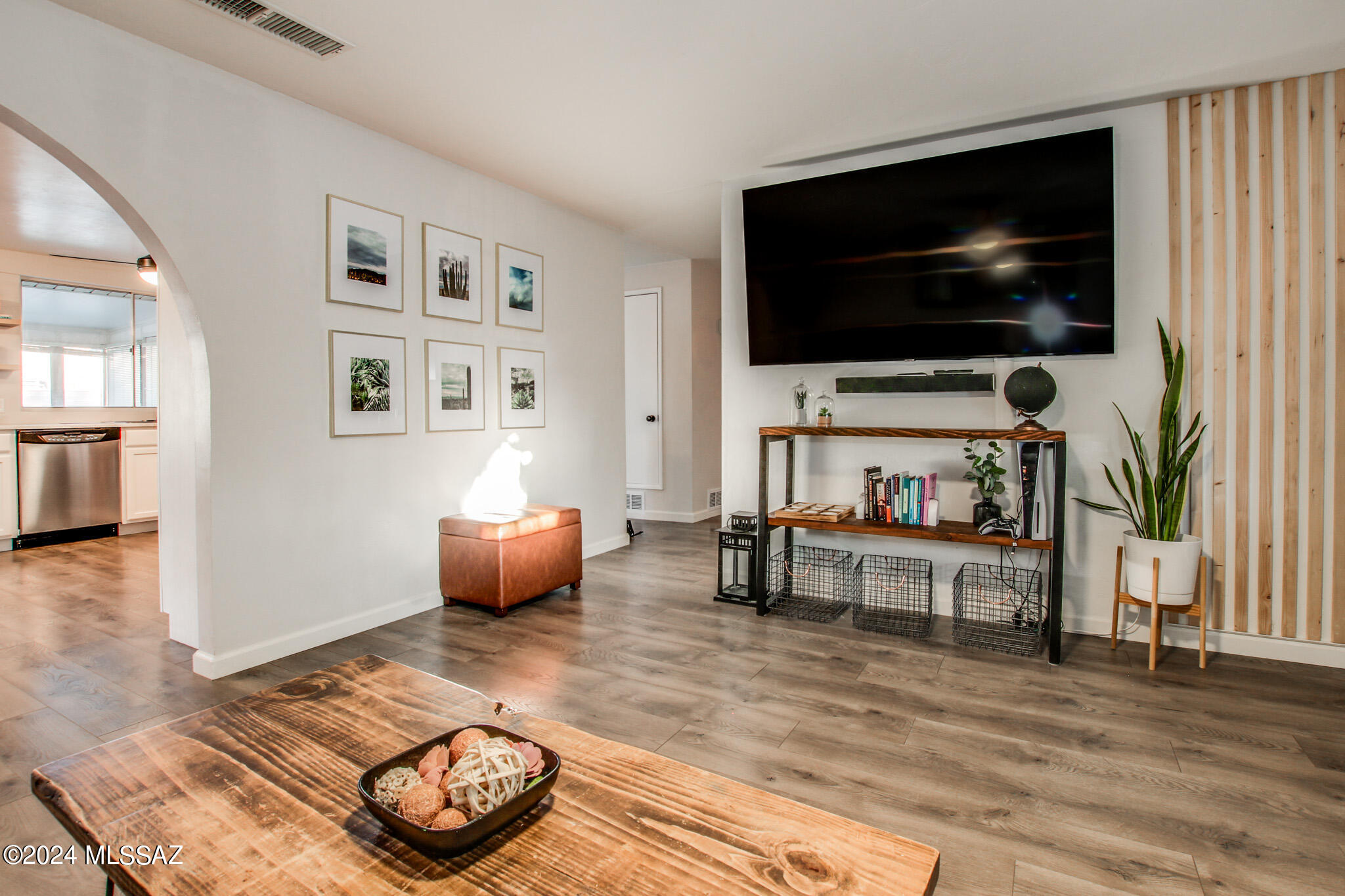 Las Palomas - Residential
