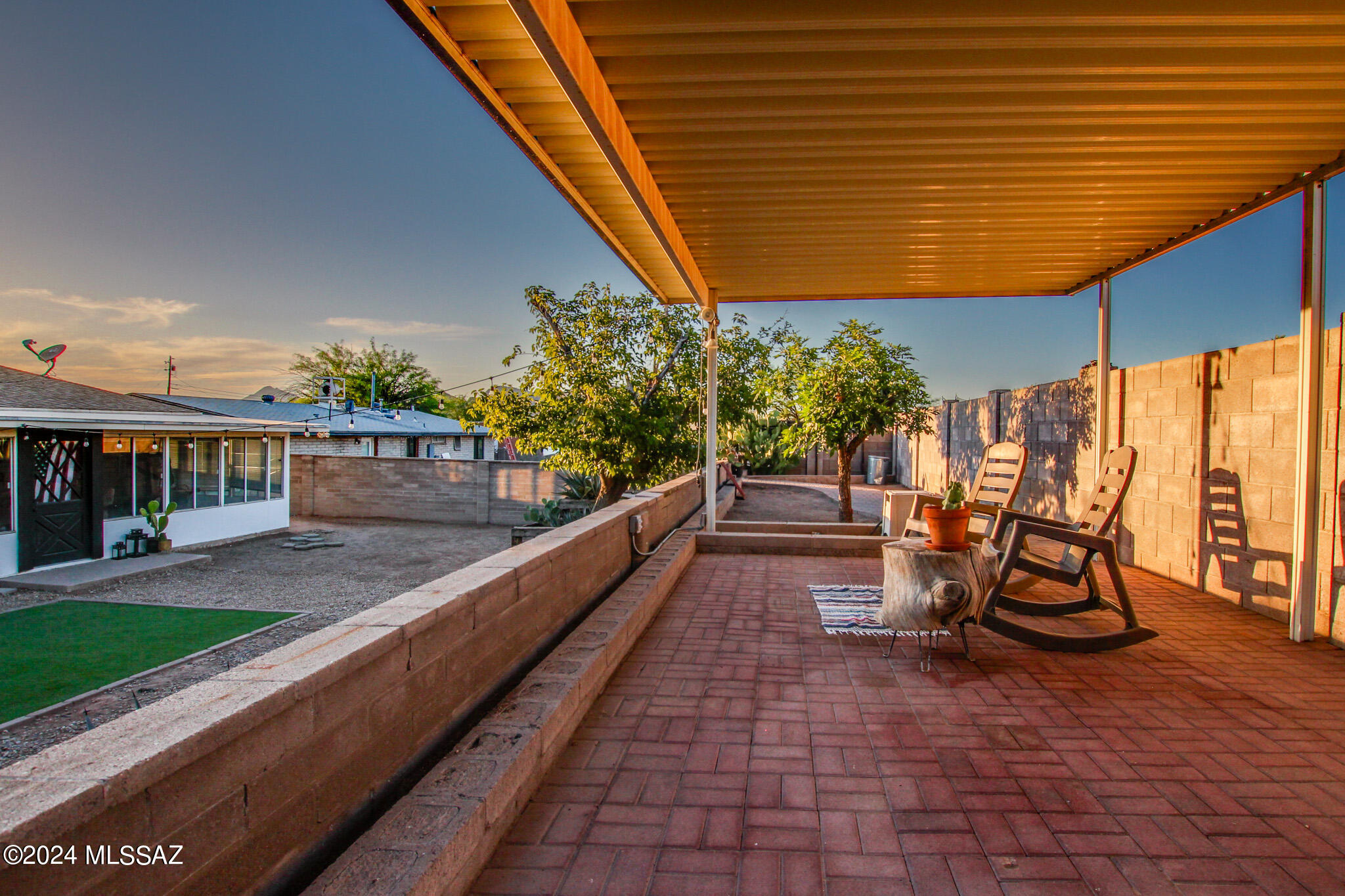 Las Palomas - Residential