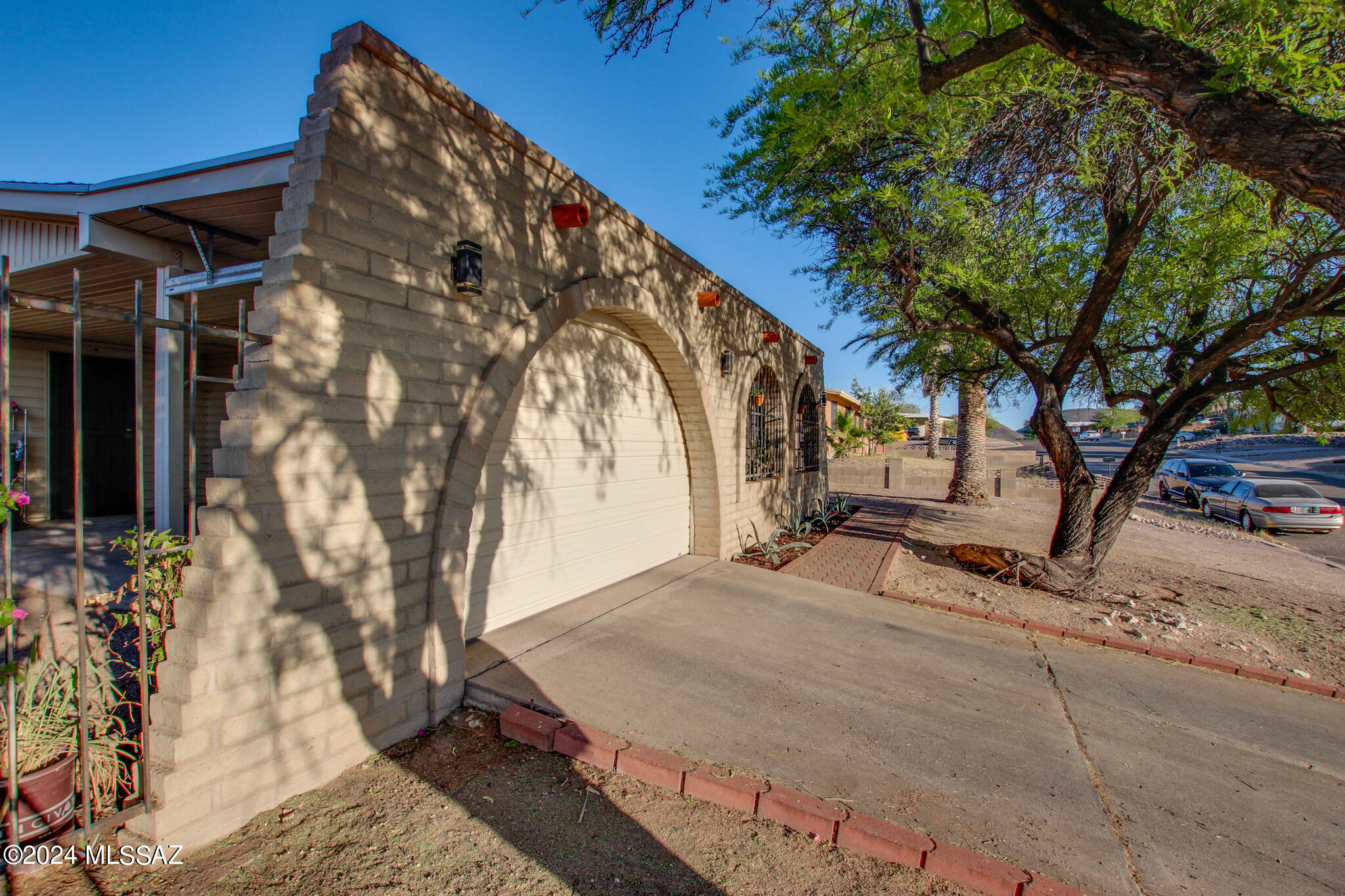 Las Palomas - Residential