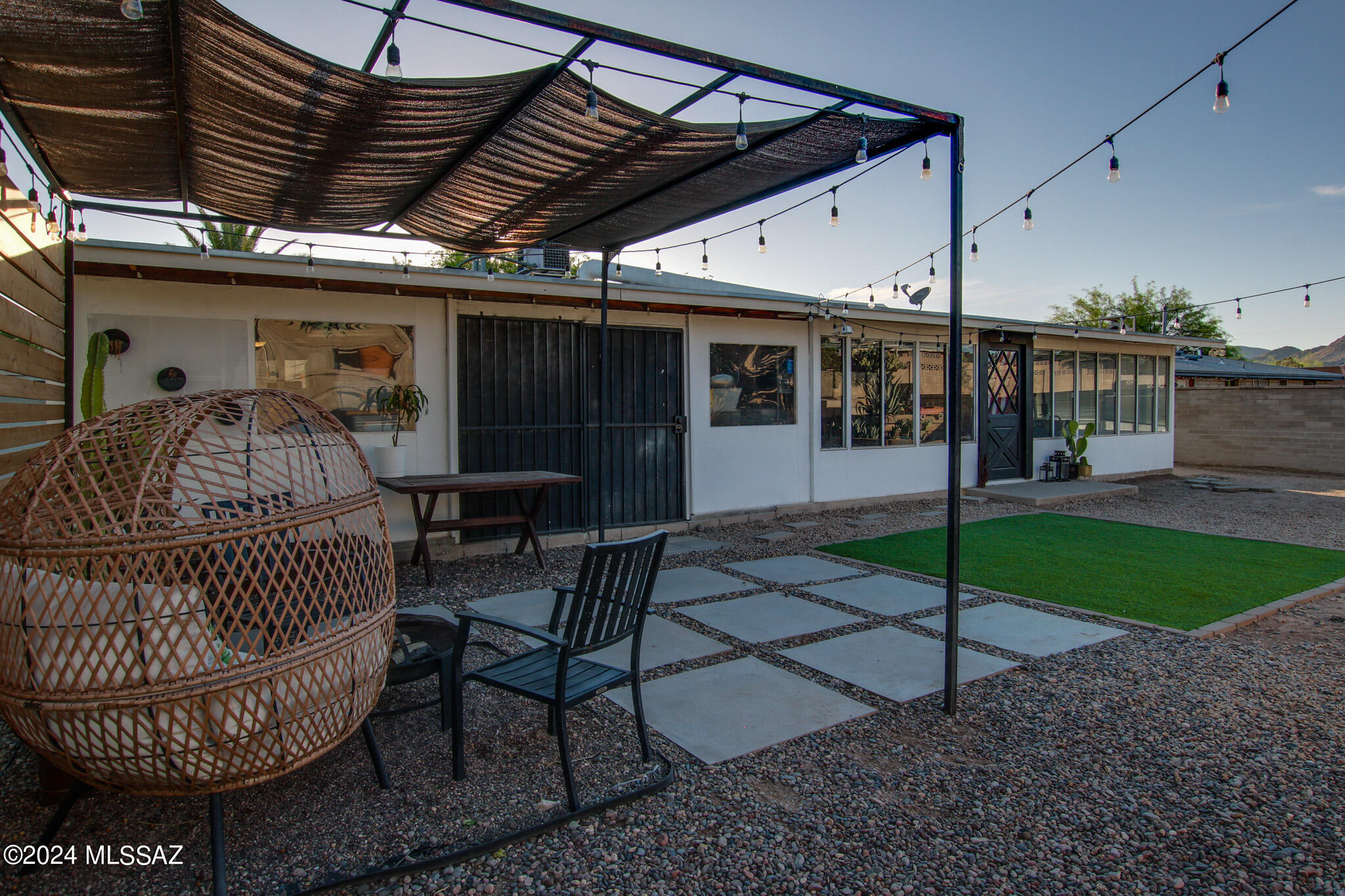 Las Palomas - Residential