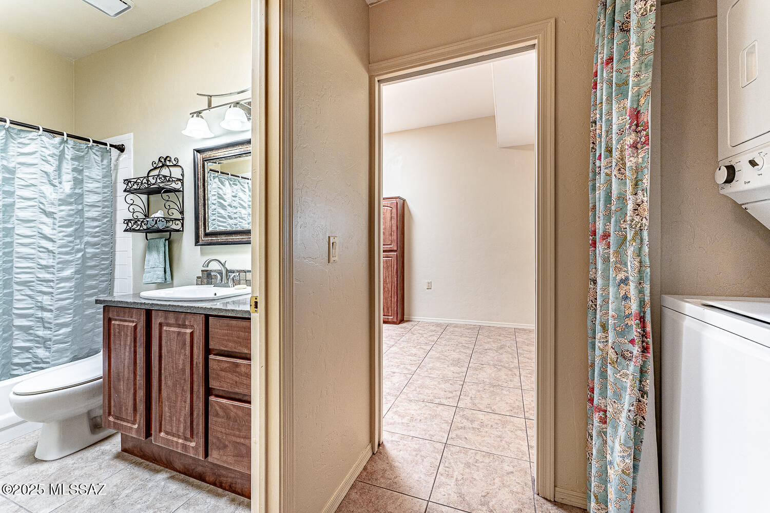 Colonia De Los Alamos - Springpointe - Residential