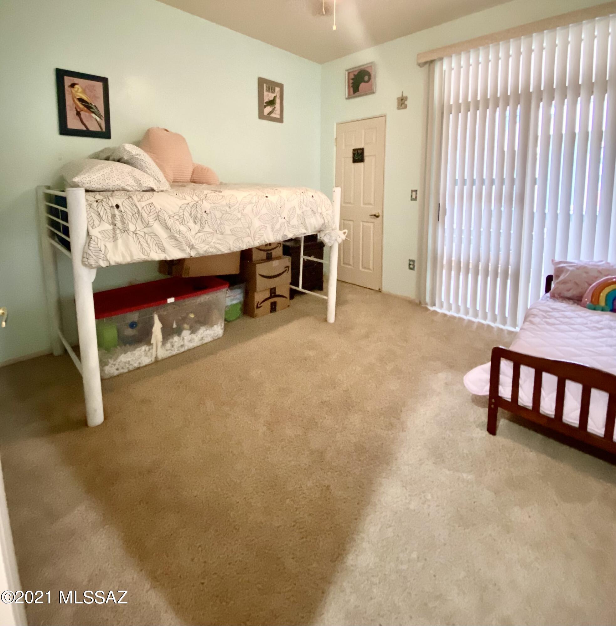 Kinney Village (1-112) - Residential