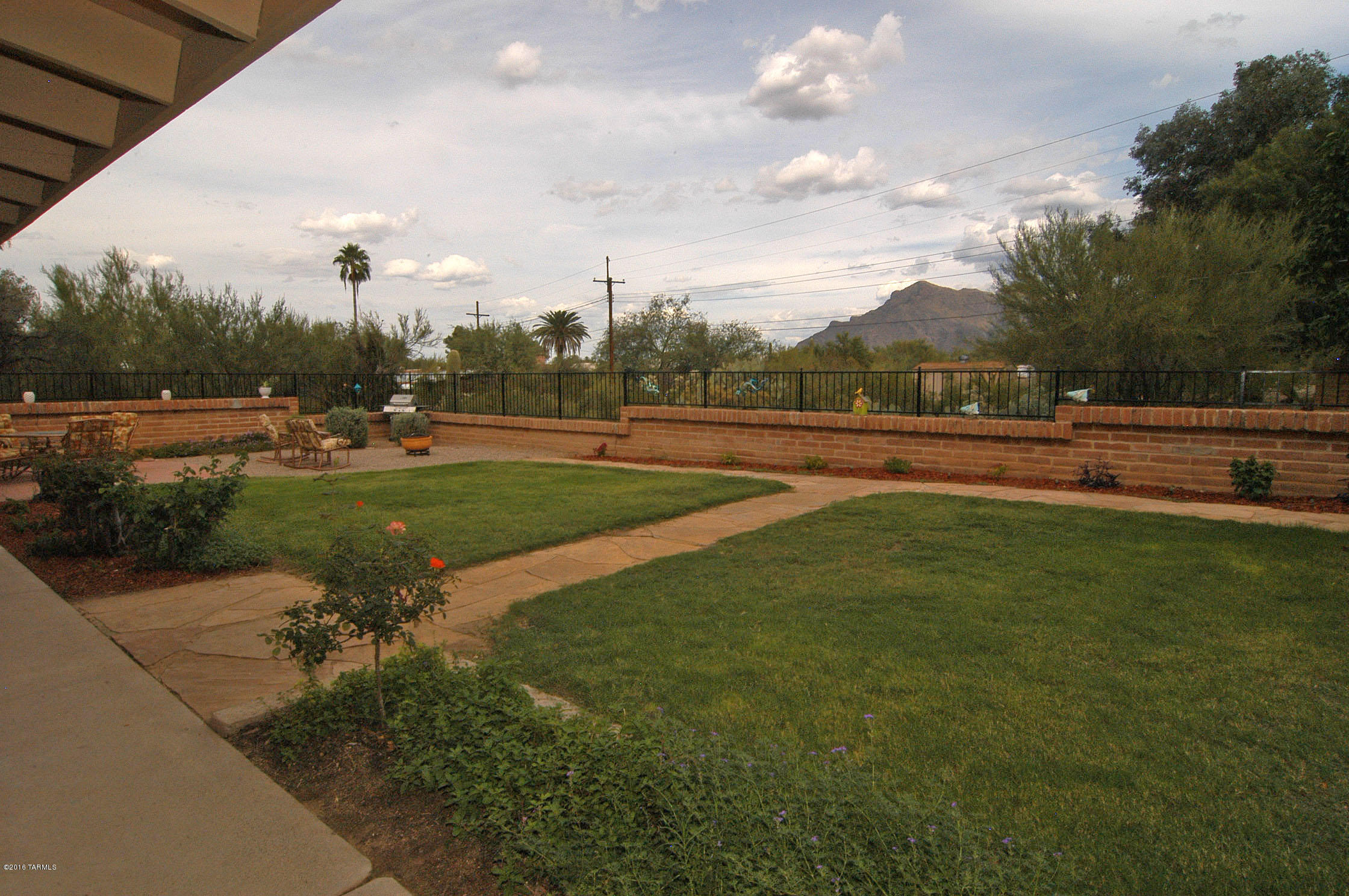 Casas Adobes Estates (650-760) - Residential