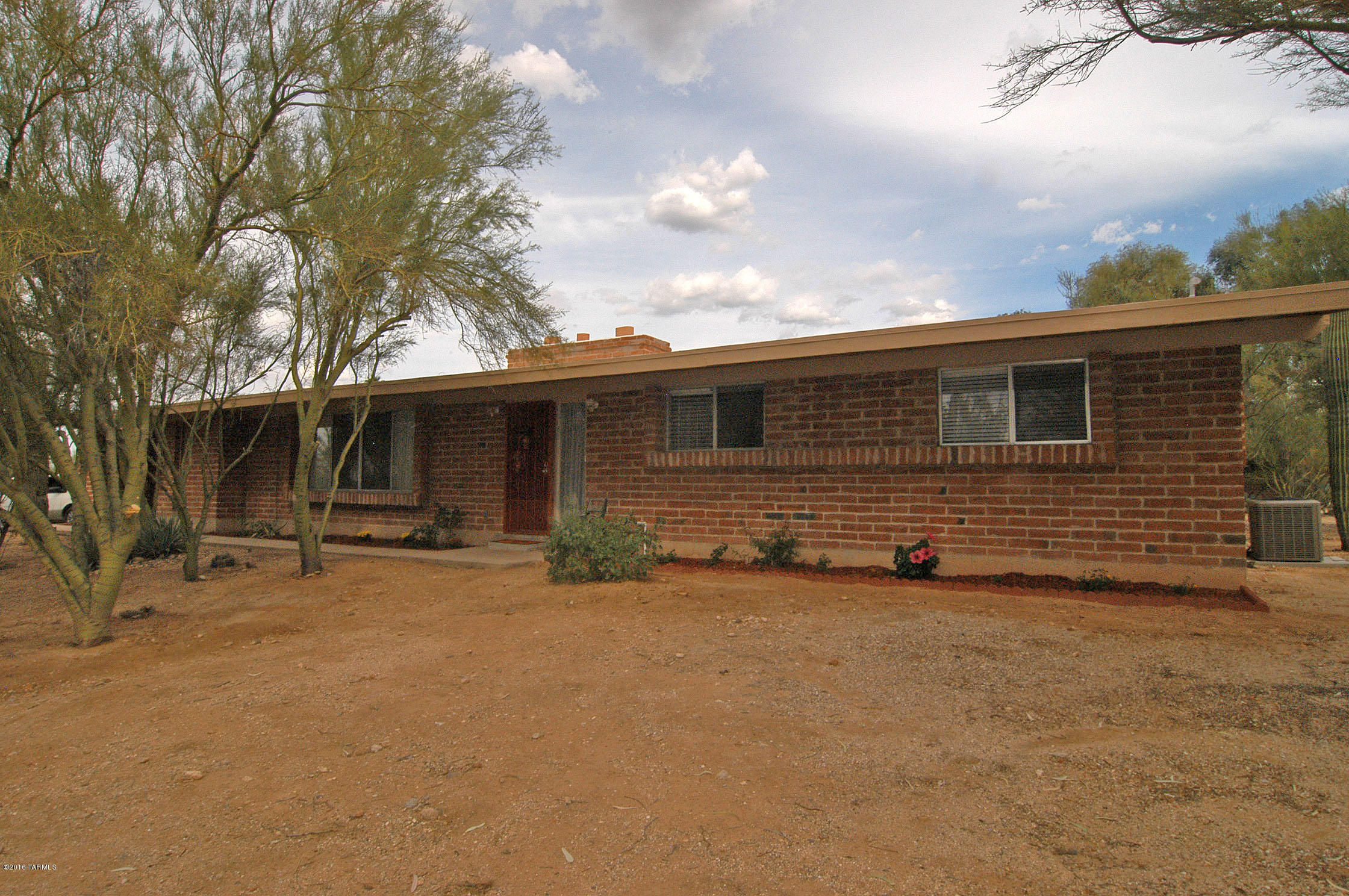 Casas Adobes Estates (650-760) - Residential