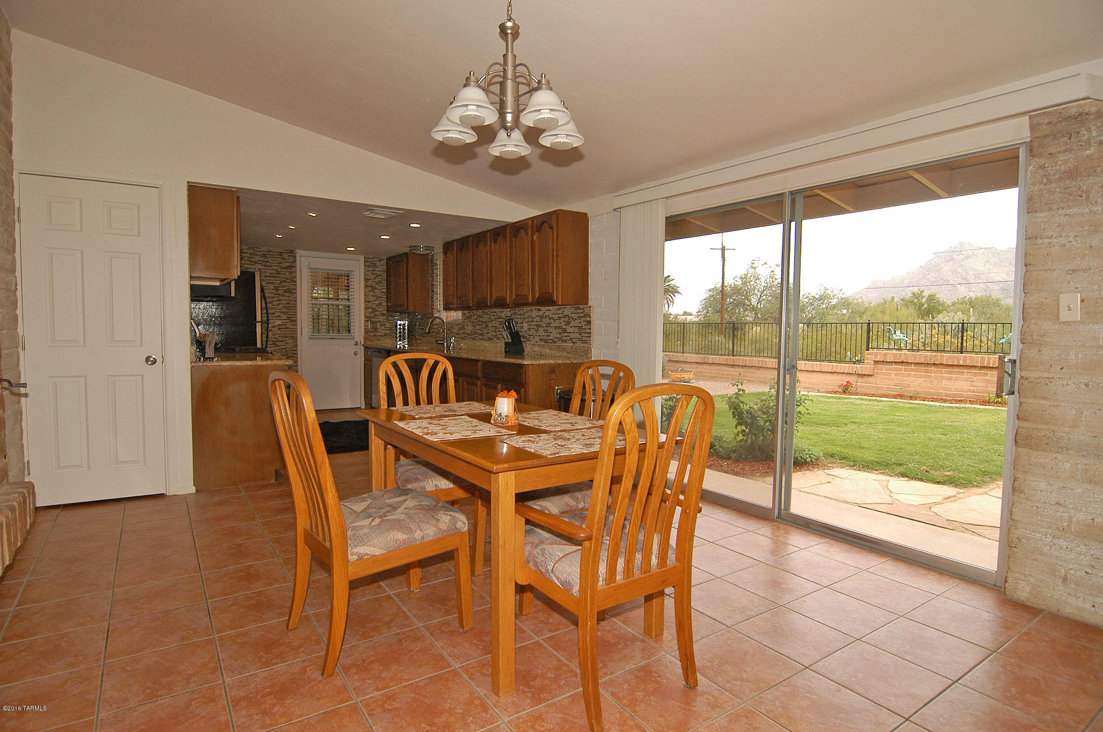 Casas Adobes Estates (650-760) - Residential