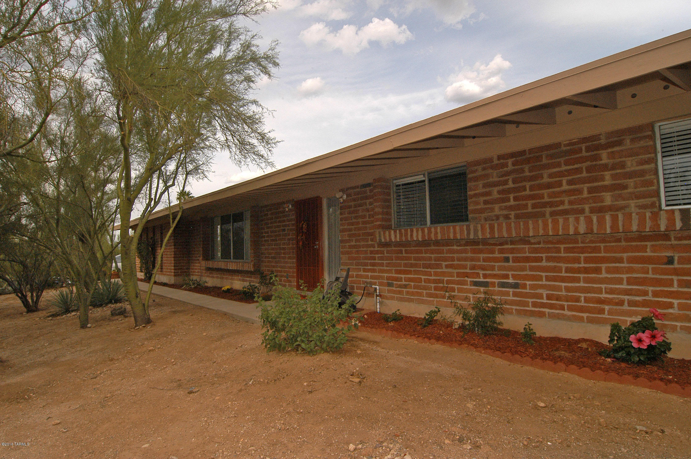 Casas Adobes Estates (650-760) - Residential